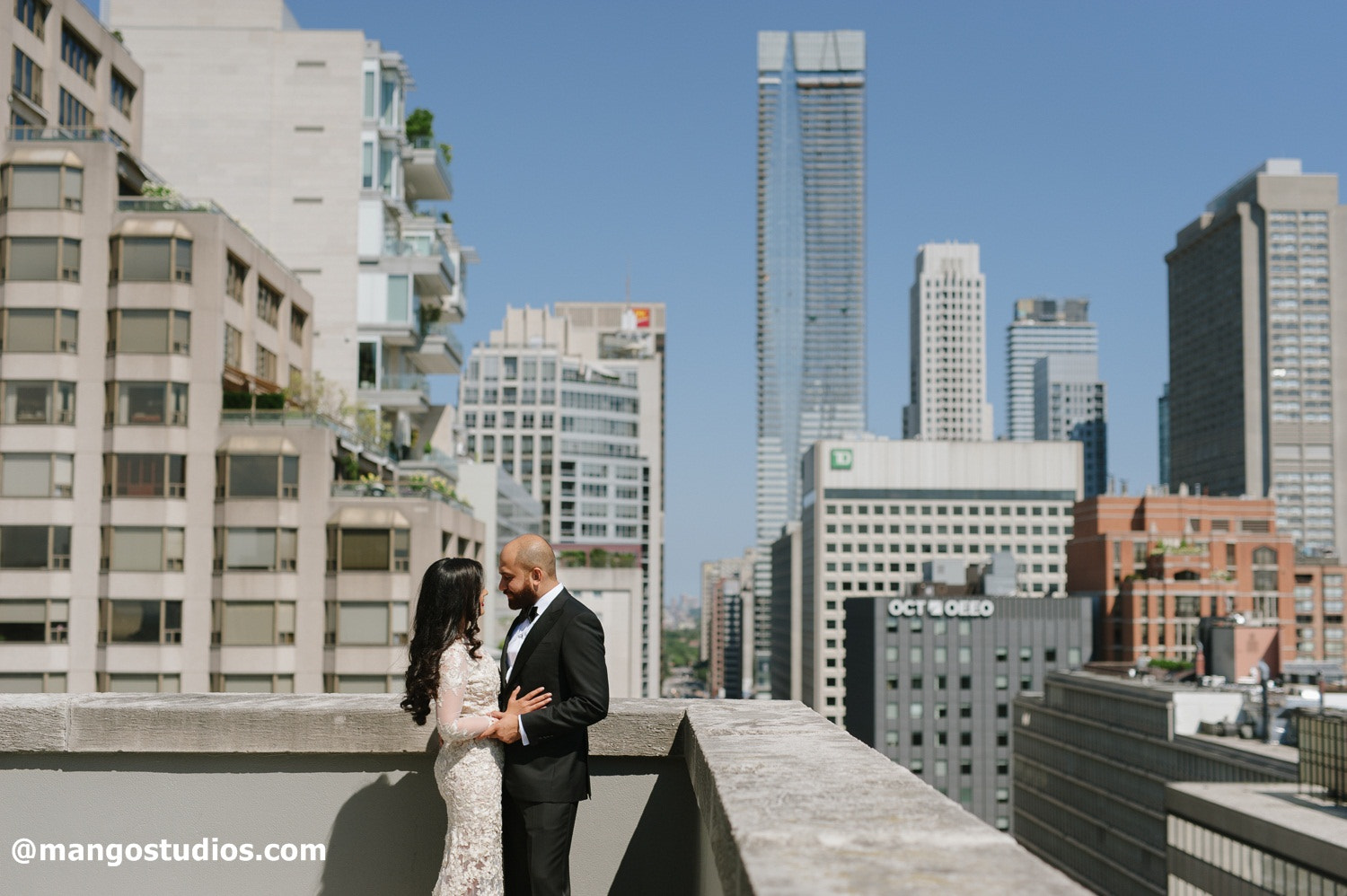 Nikon D700 sample photo. Wedding days with mangostudios photography