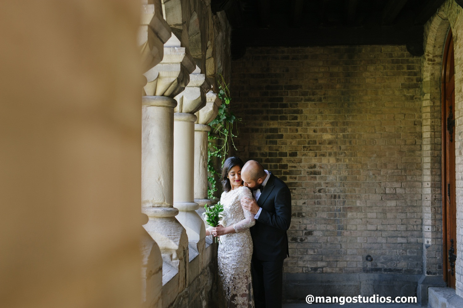 Sigma 50mm F1.4 DG HSM Art sample photo. Mangostudios romantic photography photography