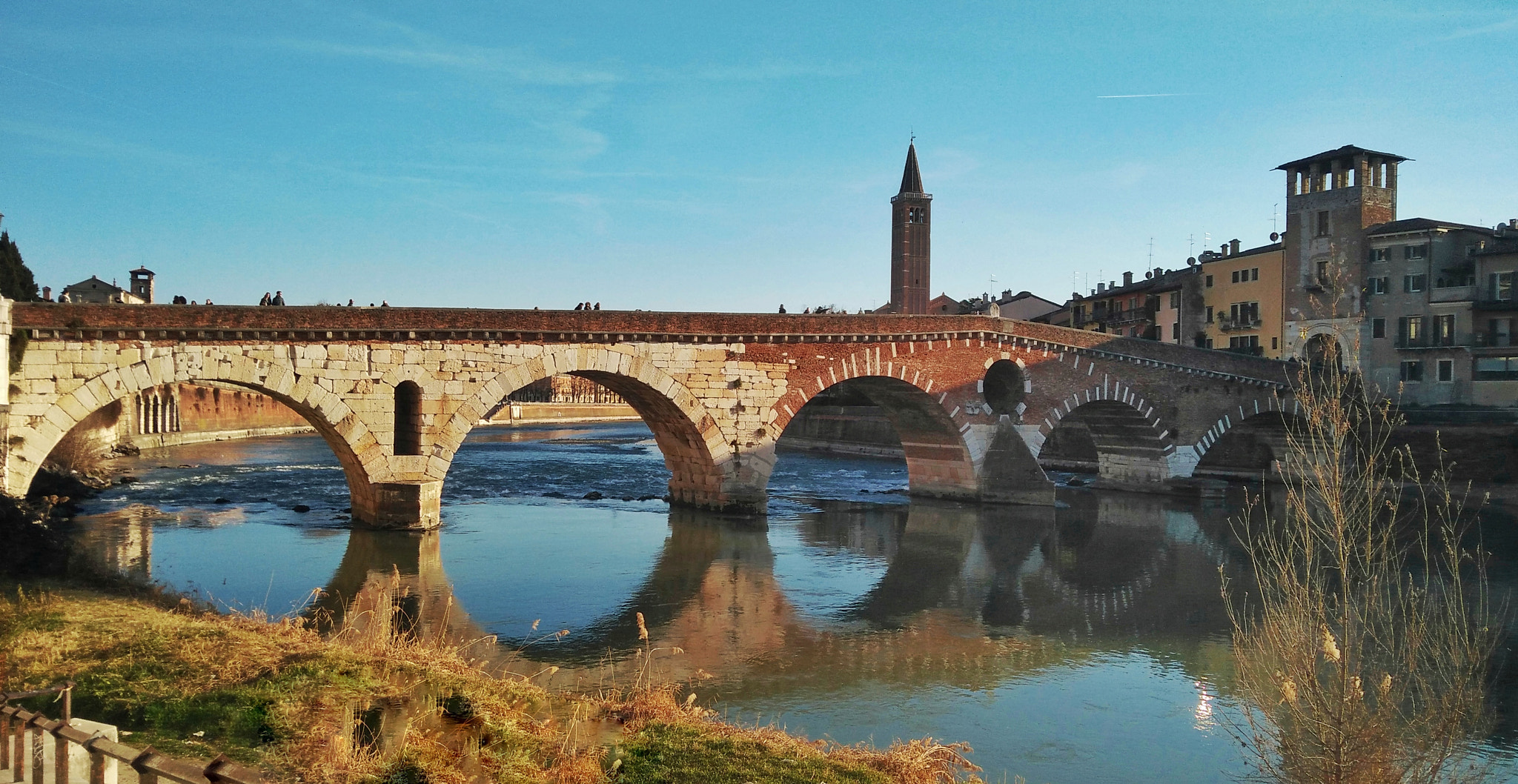 OnePlus ONE E1003 sample photo. Verona photography