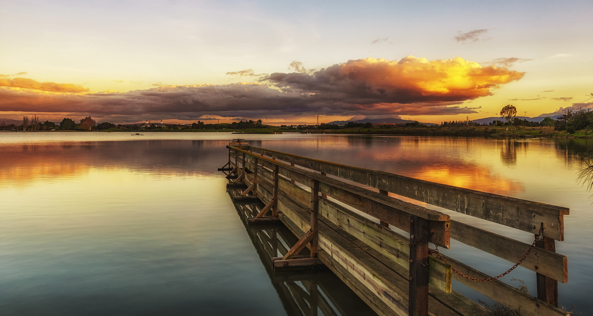 Sony a6300 sample photo. Sunset reflections in the lake photography