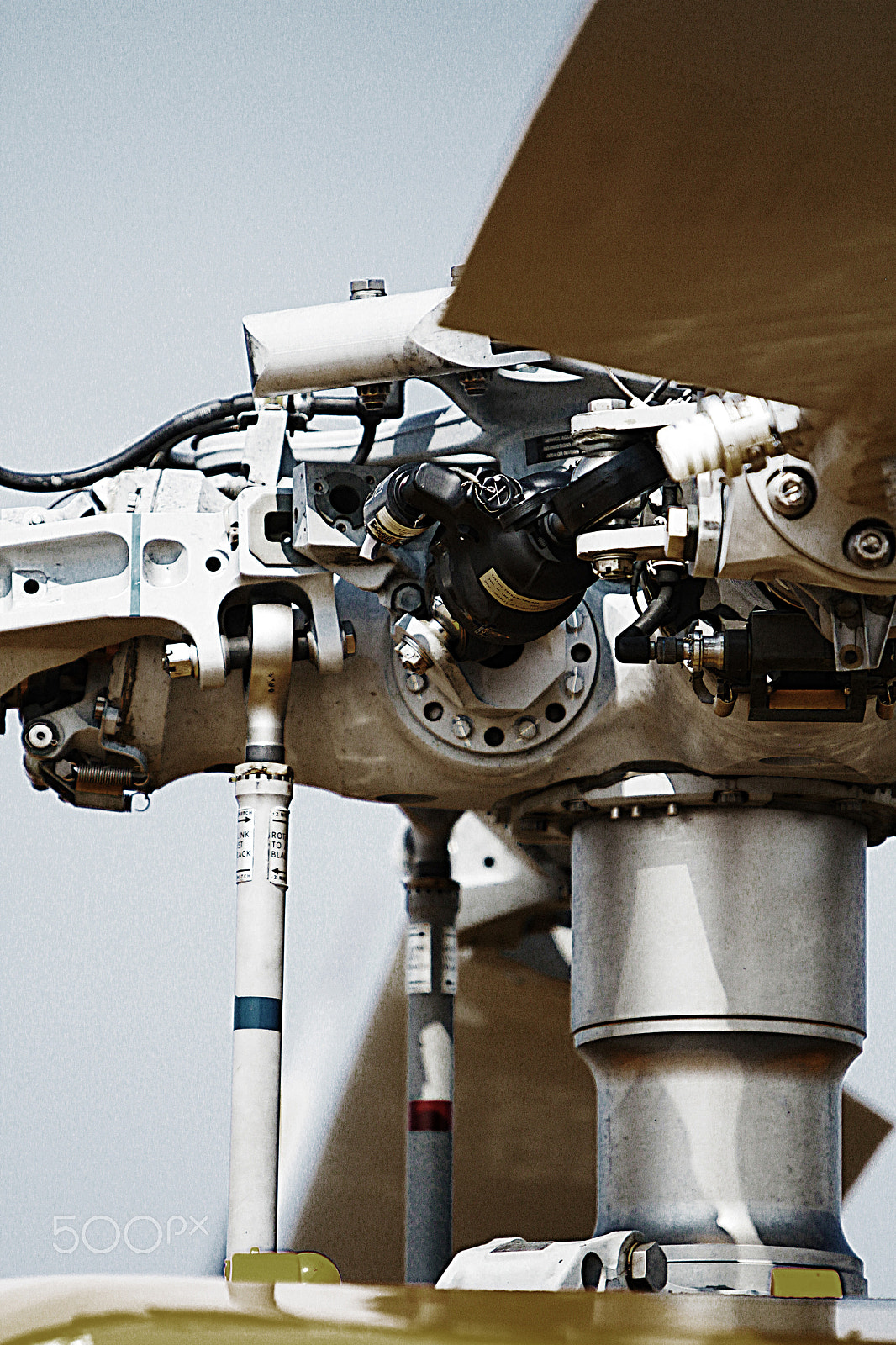 Canon EF 70-200mm F2.8L IS USM sample photo. Helicopter main rotor photography