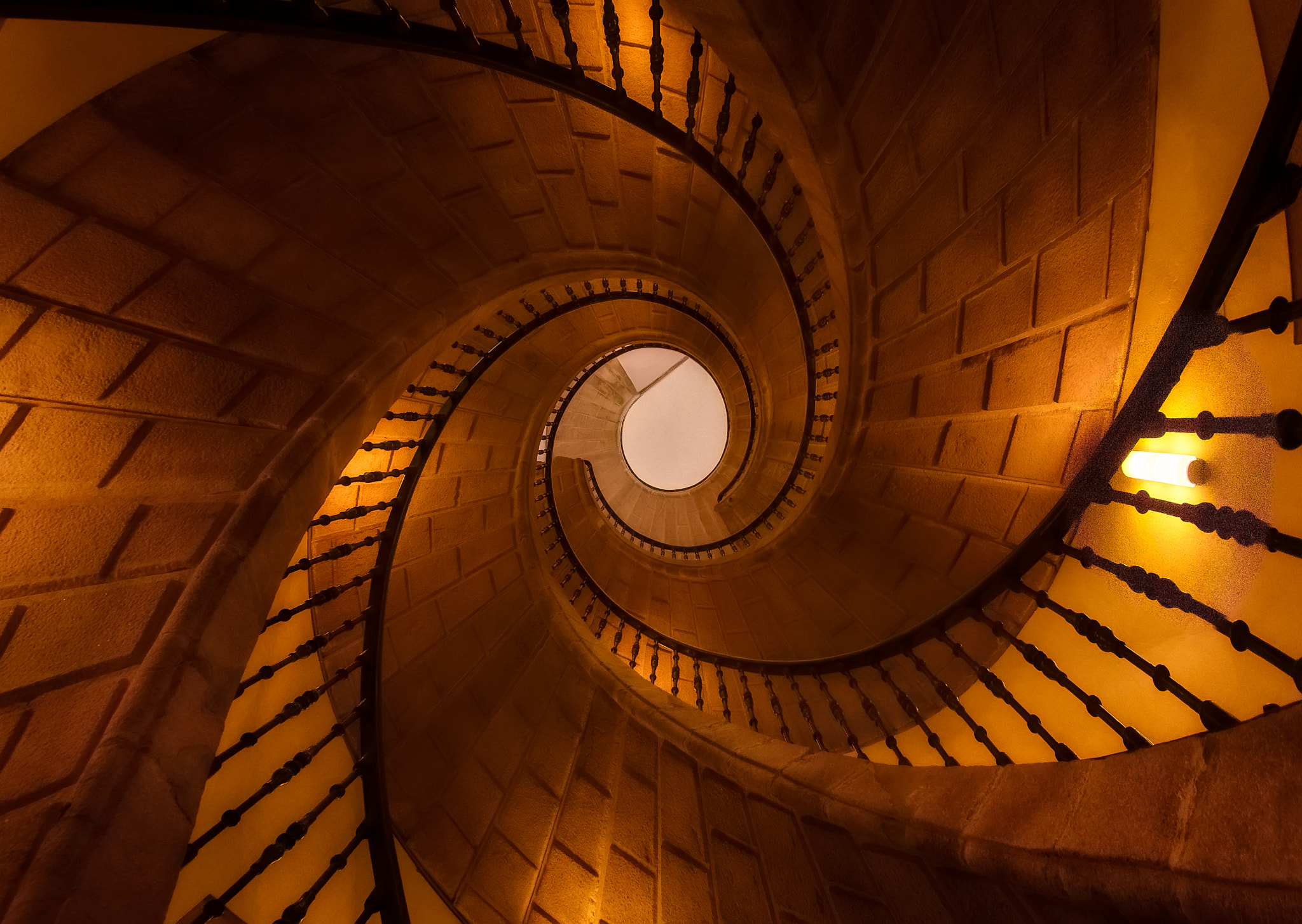 Sigma 10-20mm F3.5 EX DC HSM sample photo. Staircase to heaven photography