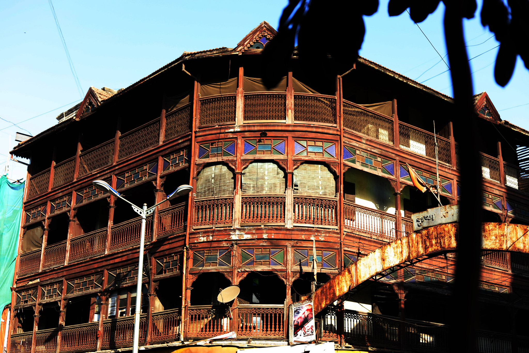 Canon EF 50mm F1.8 STM sample photo. Old building photography