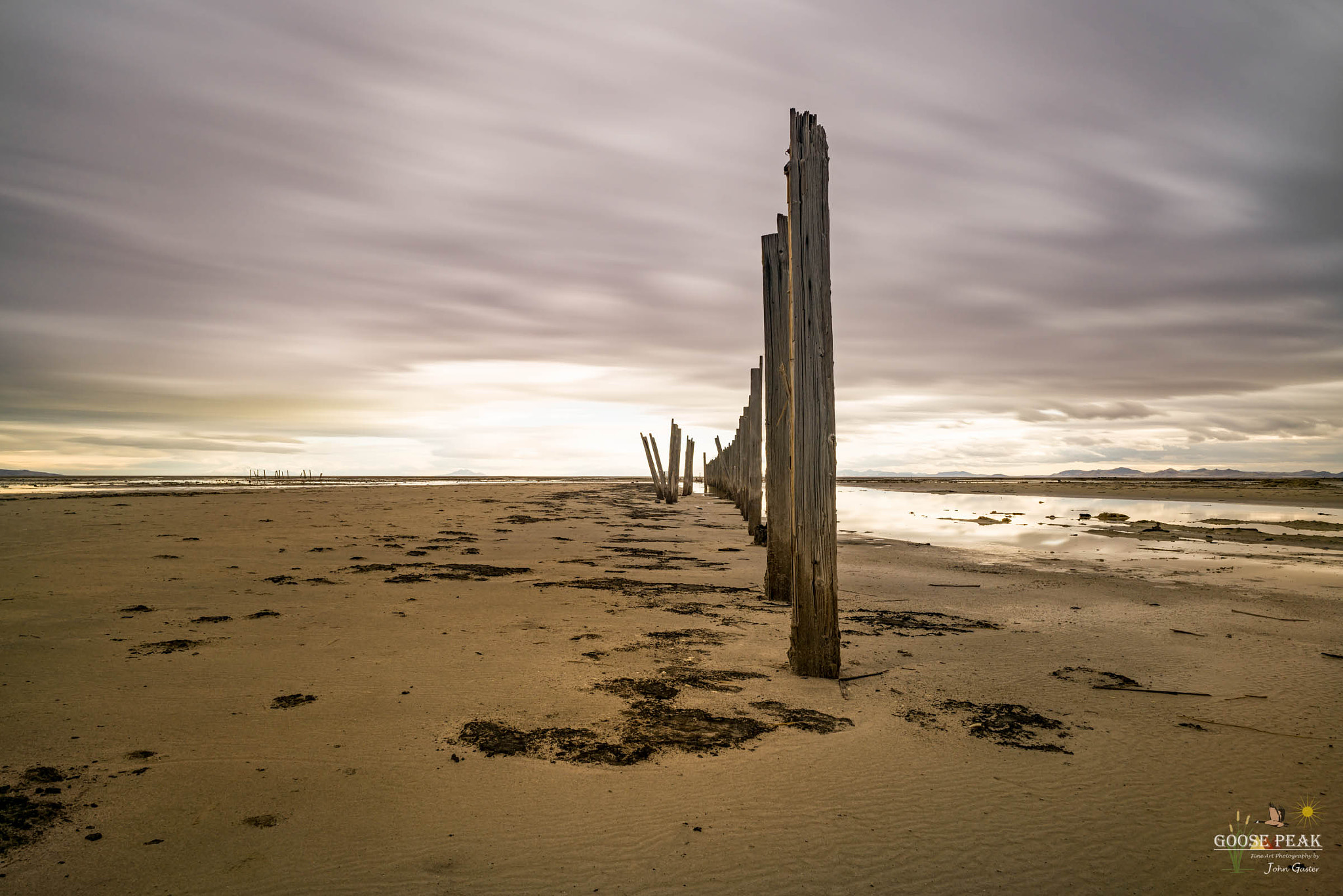 Sony a7R II + ZEISS Batis 25mm F2 sample photo. Forgotten sentinels: photography