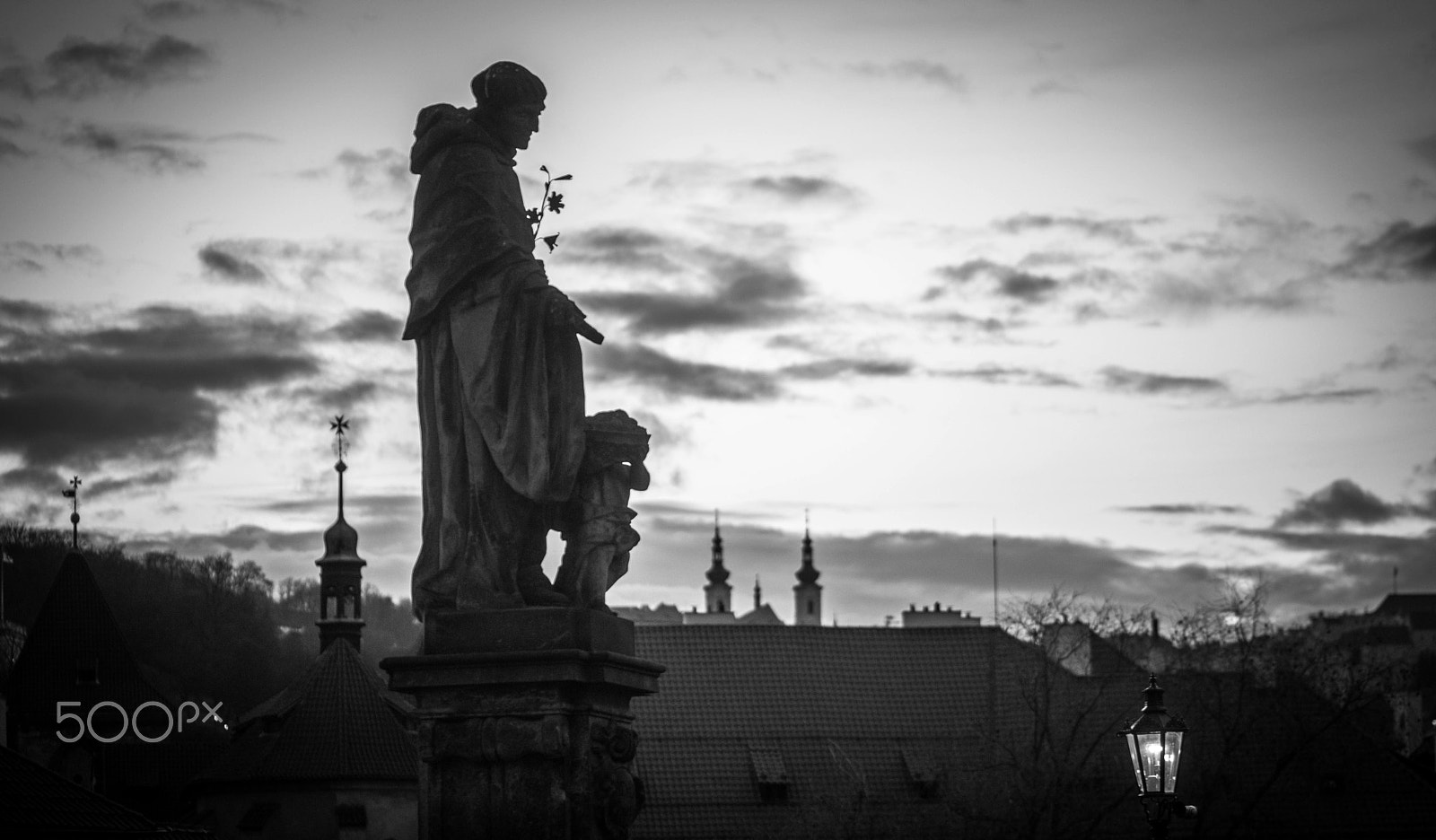 Sigma 105mm F2.8 EX DG OS HSM sample photo. Svatý na mostě photography