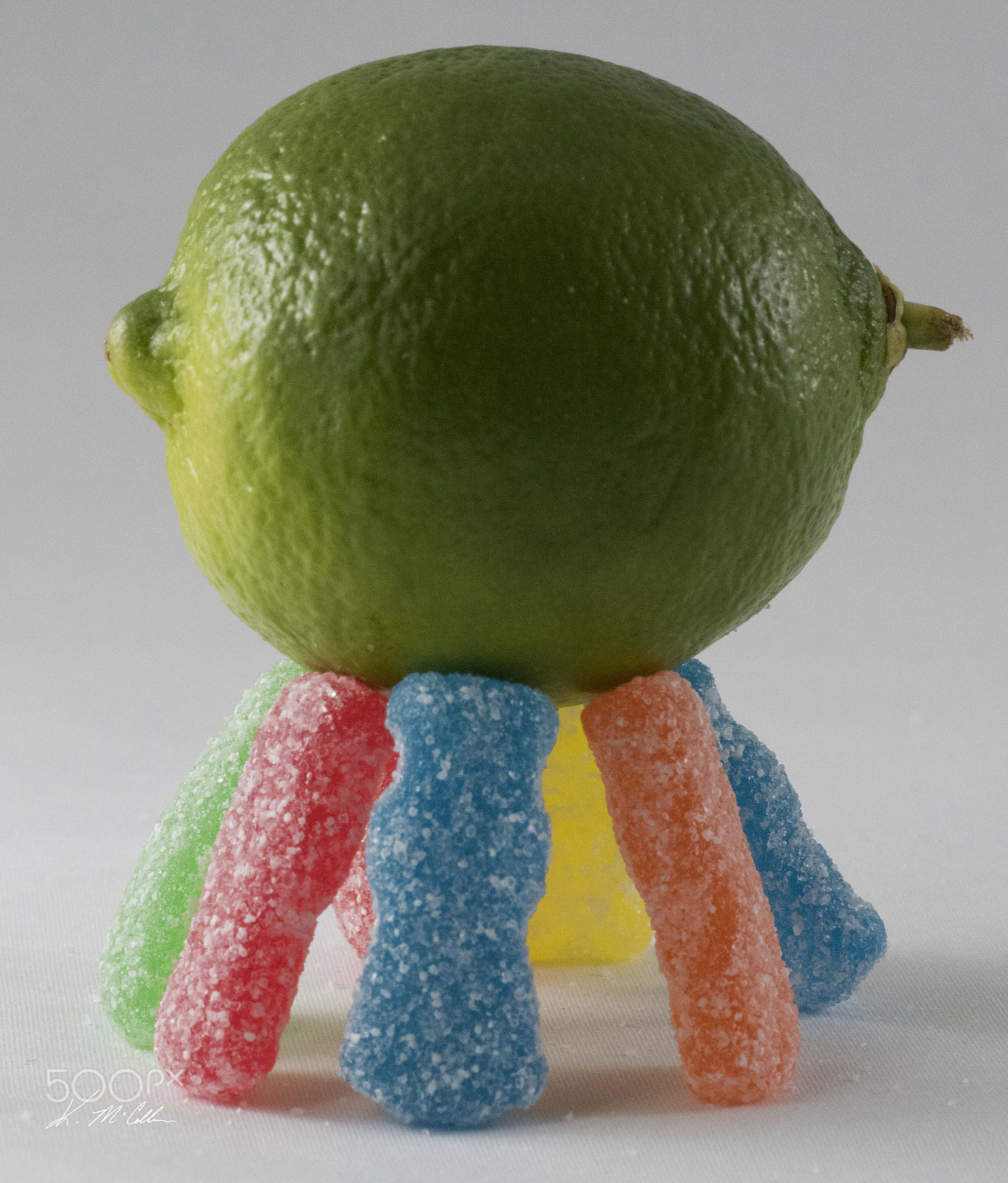Tokina AT-X Pro 100mm F2.8 Macro sample photo. Gummy bears teamwork photography