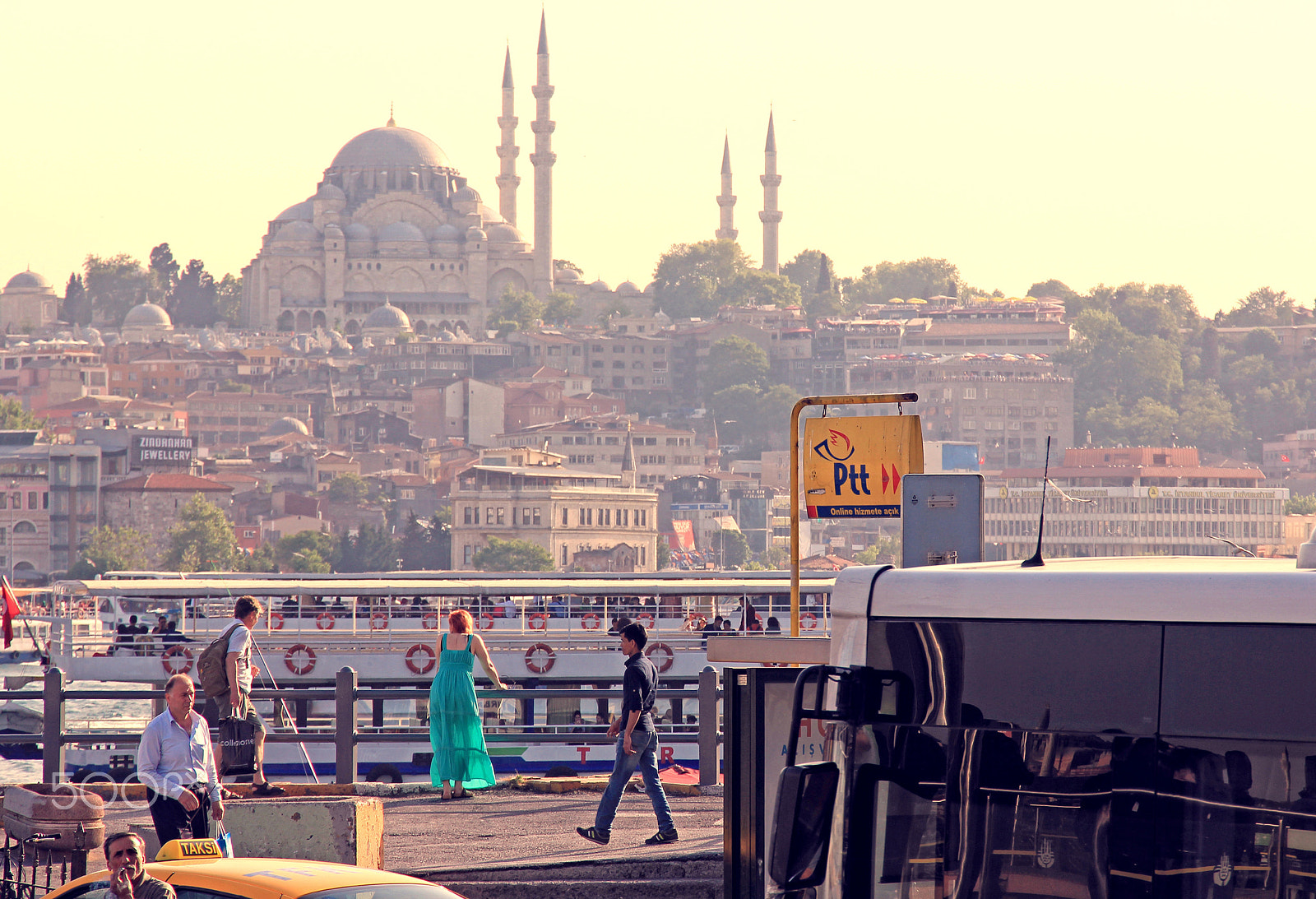 Canon EOS 550D (EOS Rebel T2i / EOS Kiss X4) sample photo. Istanbul sketch photography