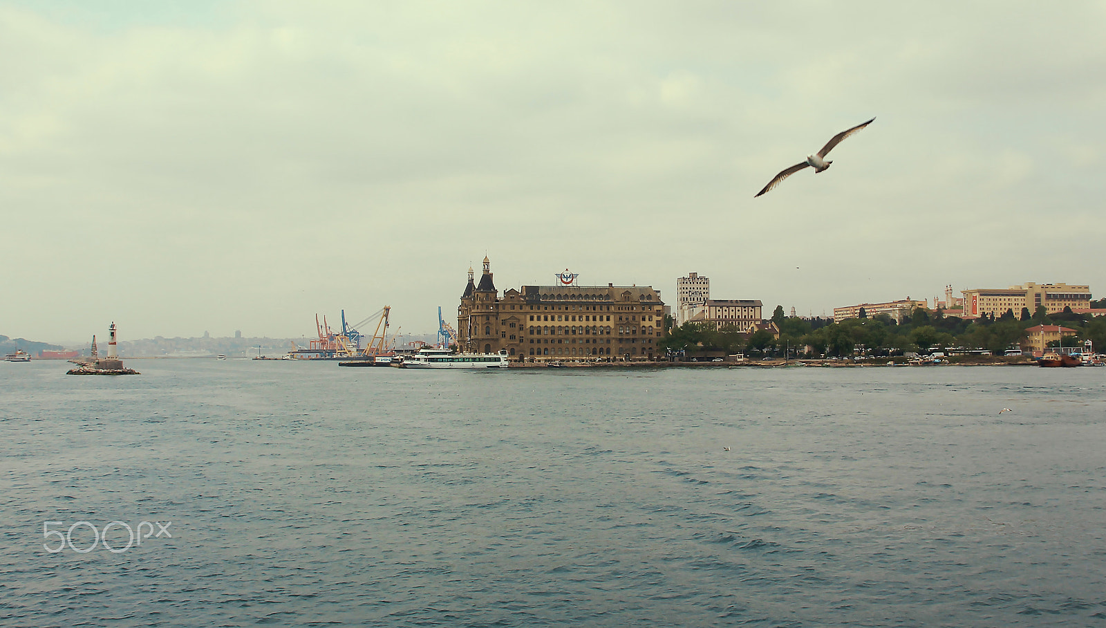 Canon EOS 550D (EOS Rebel T2i / EOS Kiss X4) sample photo. Istanbul sketch photography