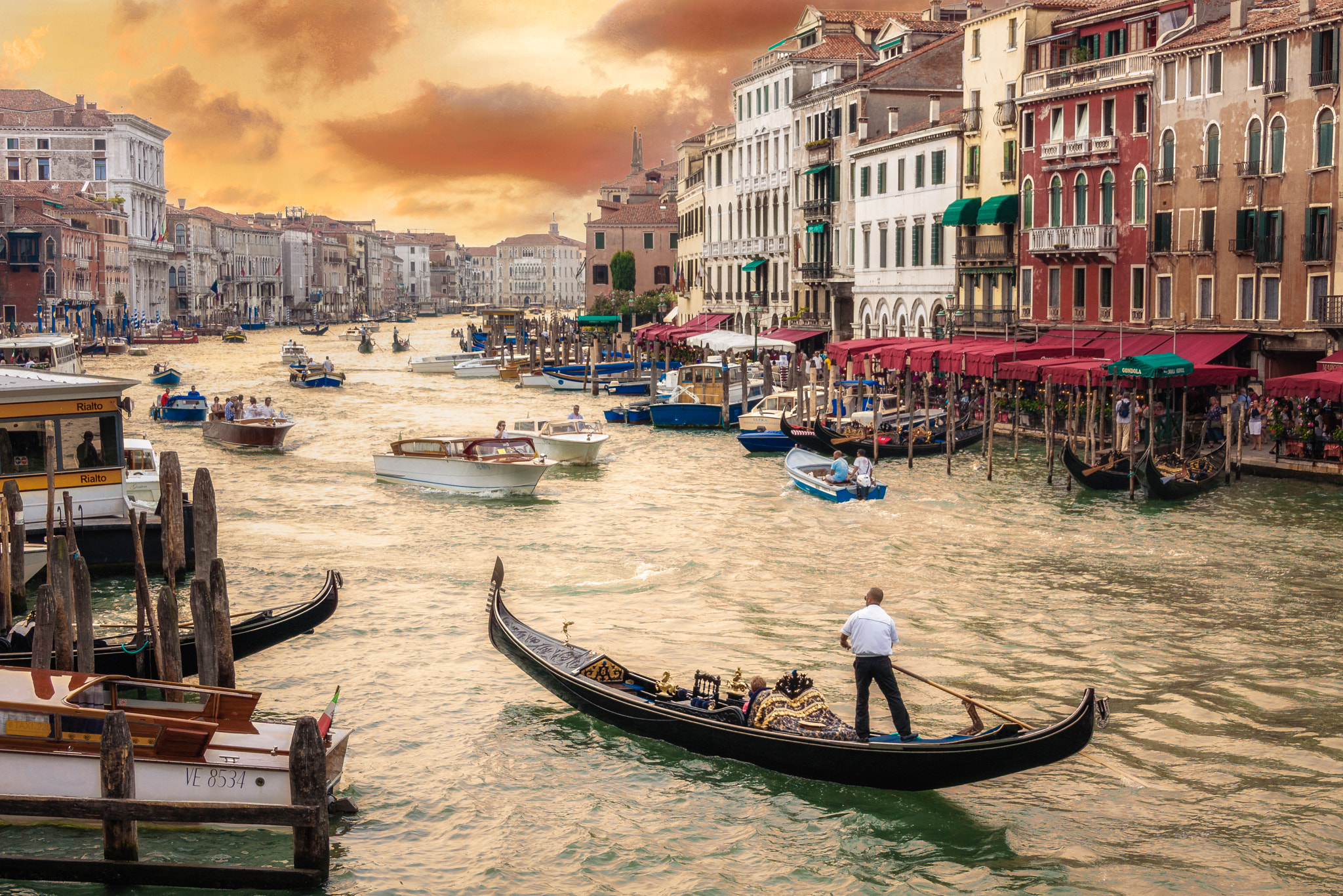 Sigma 18-250mm F3.5-6.3 DC OS HSM sample photo. Canal grande photography