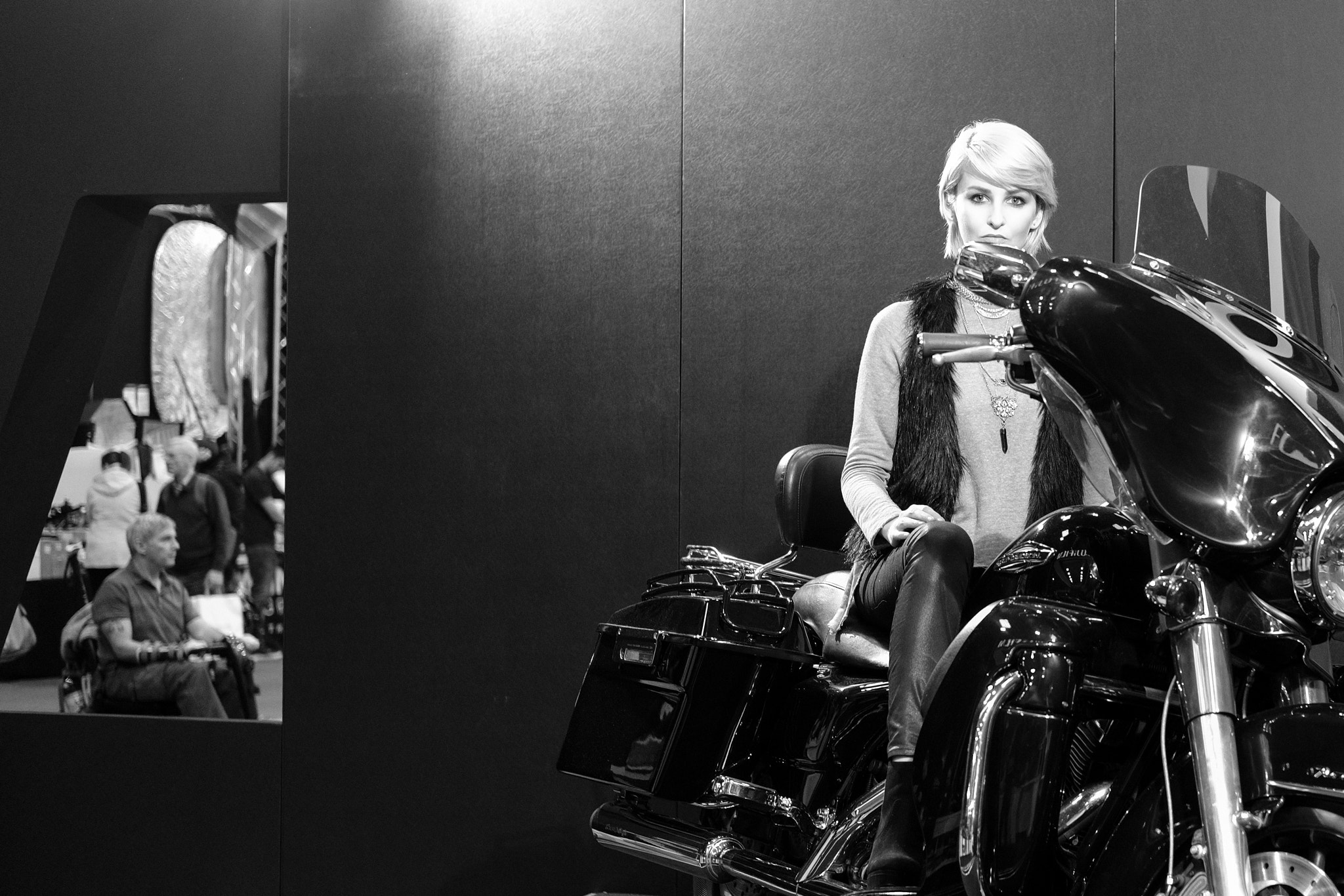 Fujifilm X-Pro2 + Fujifilm XF 35mm F2 R WR sample photo. Girl on a harley, guy on a scooter photography