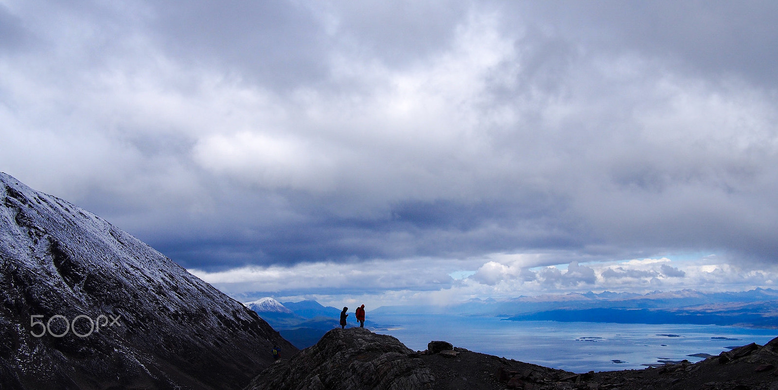 Olympus PEN E-PL6 + Panasonic Lumix G 20mm F1.7 ASPH sample photo. Overlook ushuaia town photography