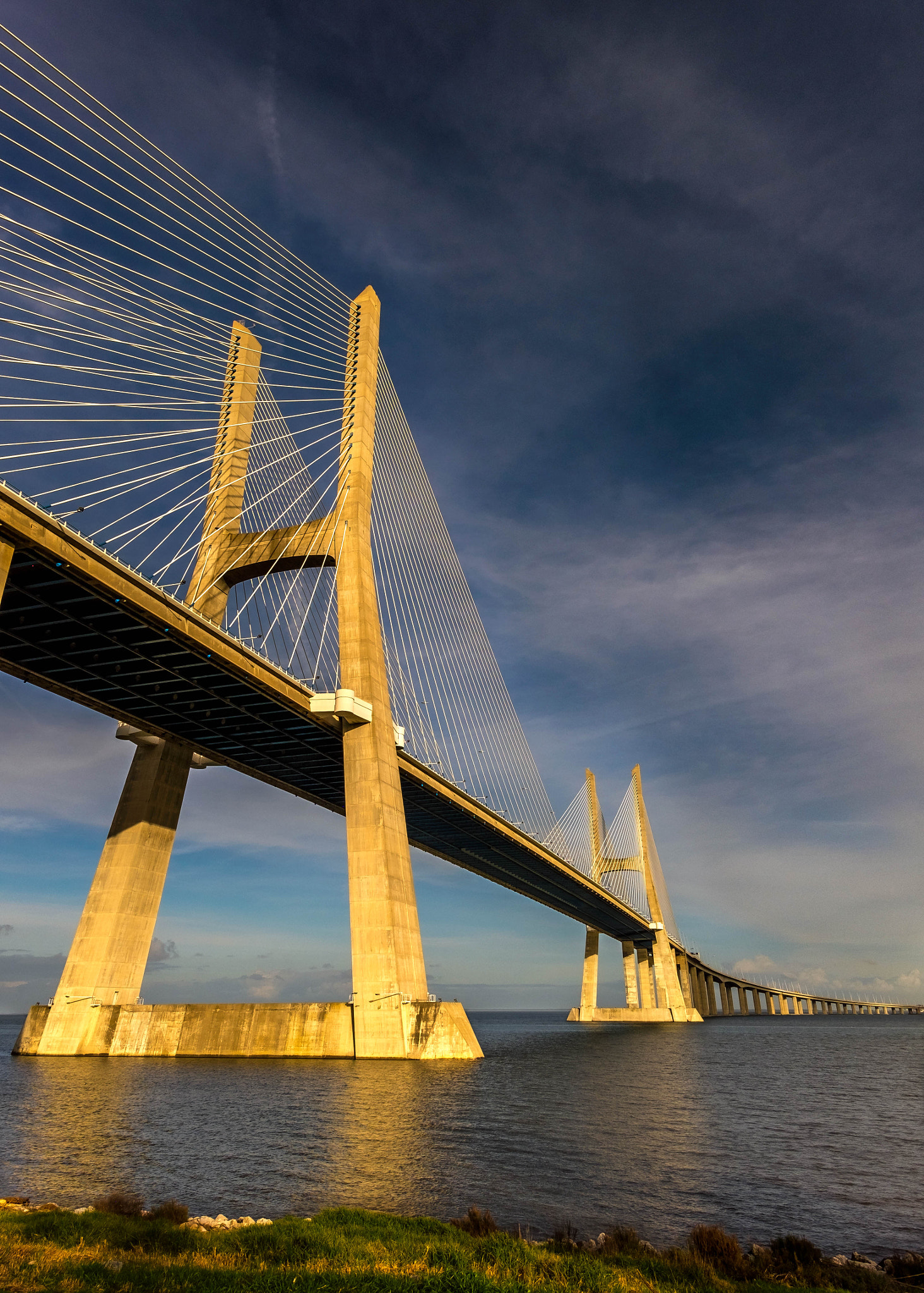 Fujifilm X-T1 + Fujifilm XF 14mm F2.8 R sample photo. Vasco da gama bridge 2 photography