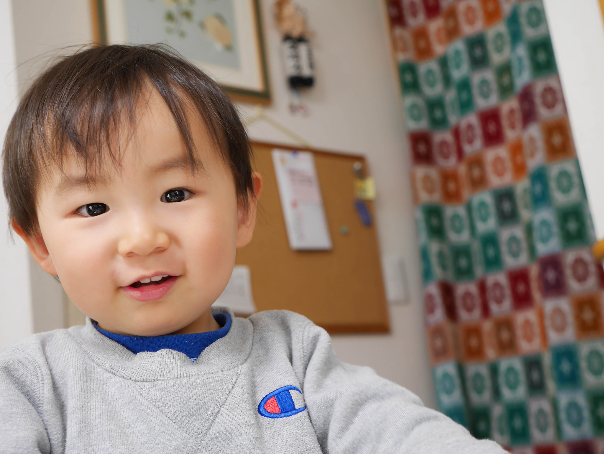 Panasonic Lumix G X Vario 12-35mm F2.8 ASPH Power OIS sample photo. Play with a little boy photography