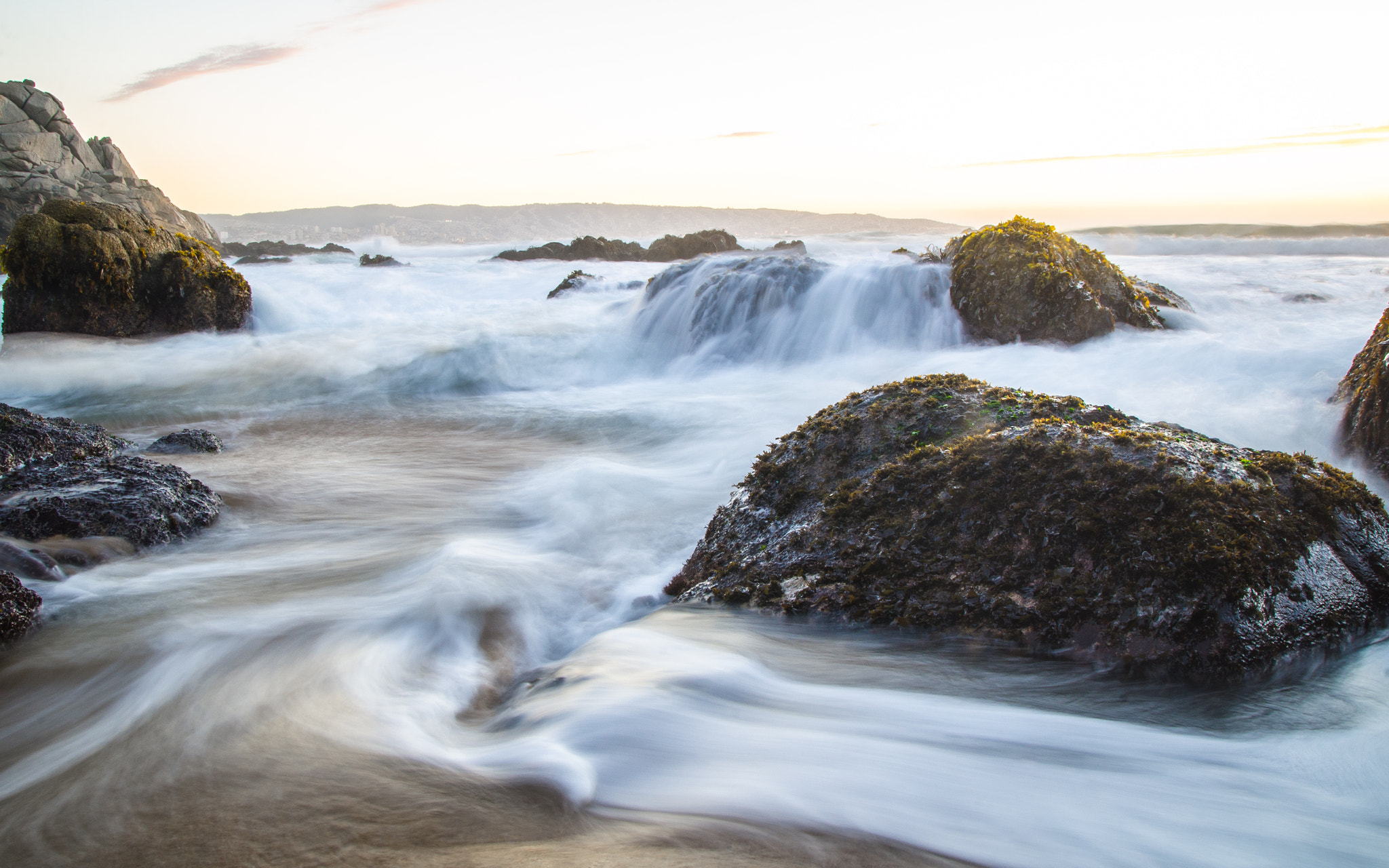 Nikon D7000 + Sigma 17-70mm F2.8-4 DC Macro OS HSM sample photo. The coast photography