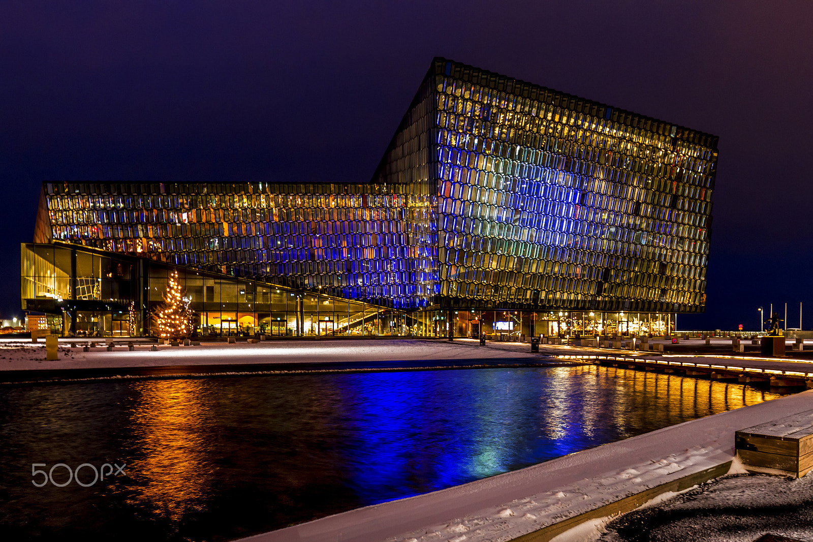 Canon EF 16-35mm F4L IS USM sample photo. Harpa photography