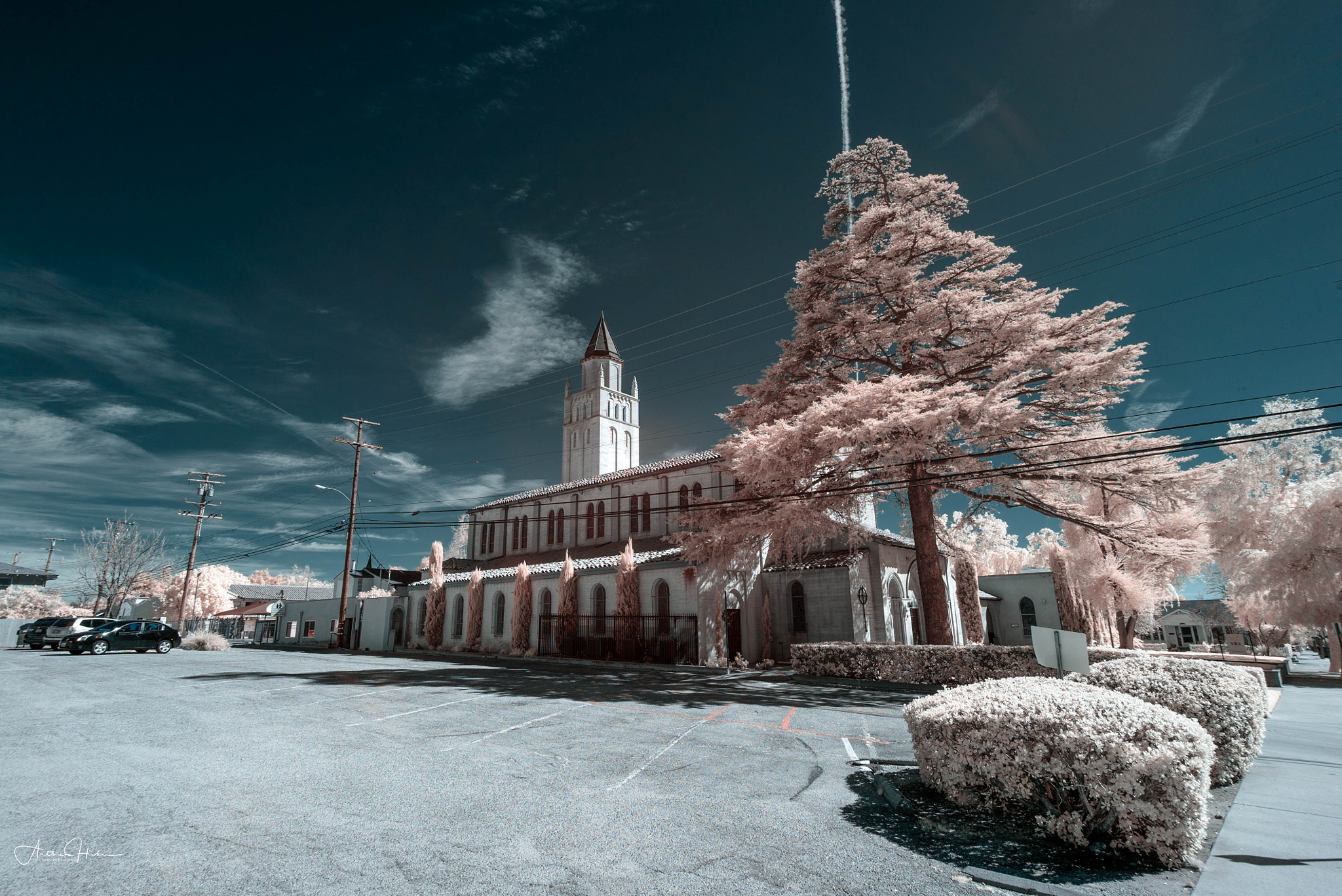 Sony a7S + Sony Vario-Tessar T* FE 16-35mm F4 ZA OSS sample photo. St lukes the physician church photography