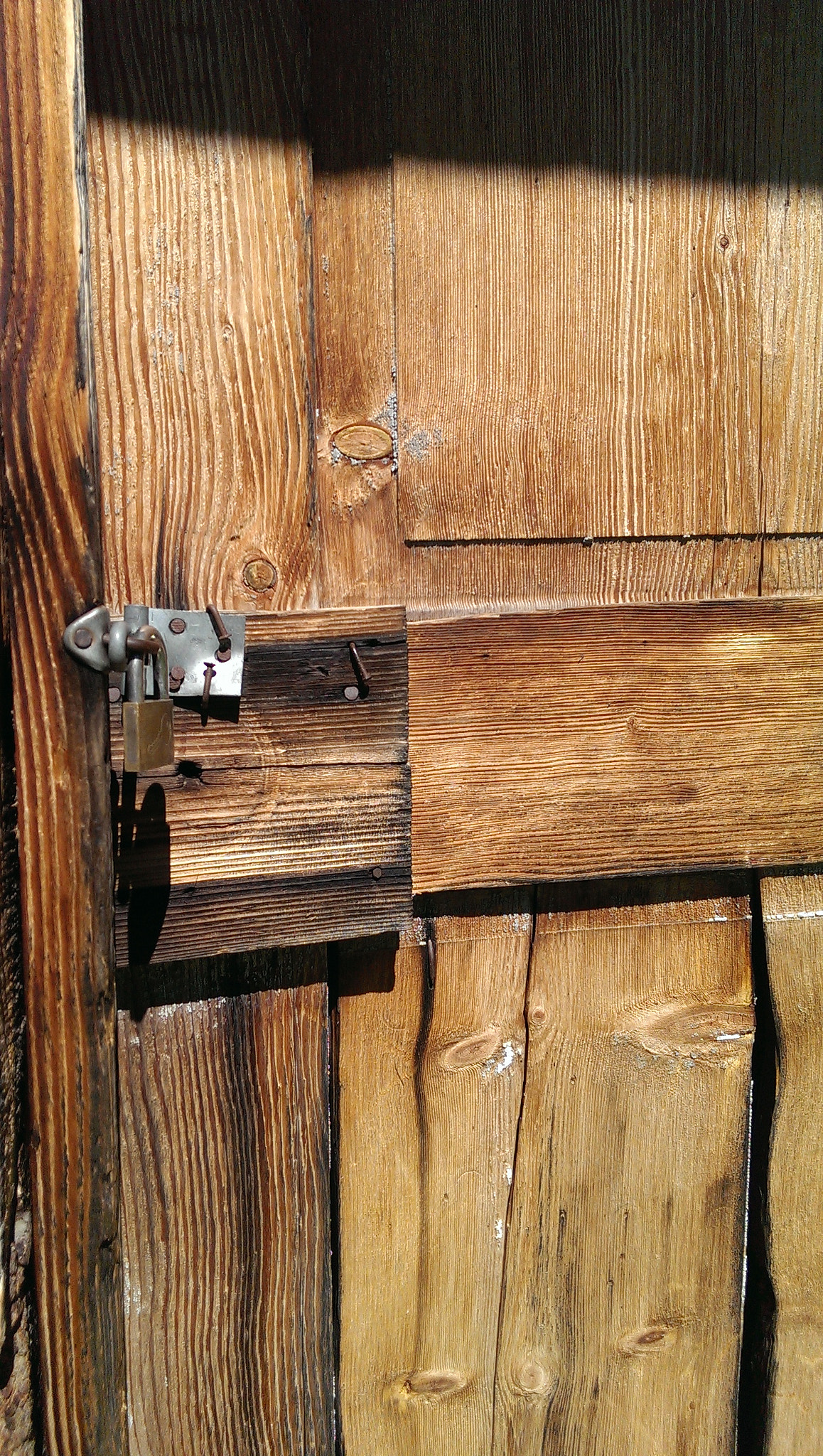HTC ONE GOOGLE PLAY EDITION sample photo. Wooden door lock photography