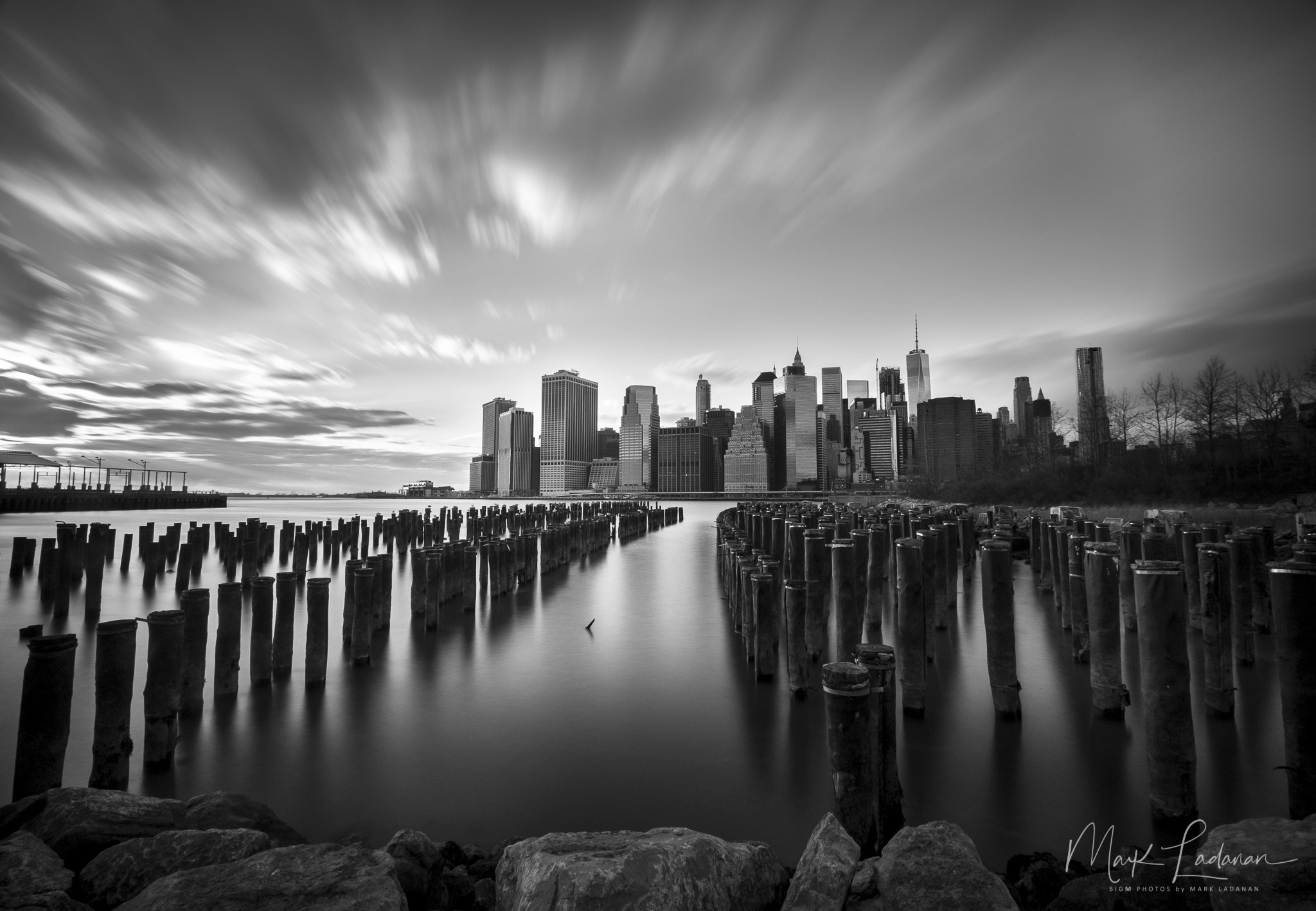 Fujifilm XF 10-24mm F4 R OIS sample photo. Nyc skyline in mono photography