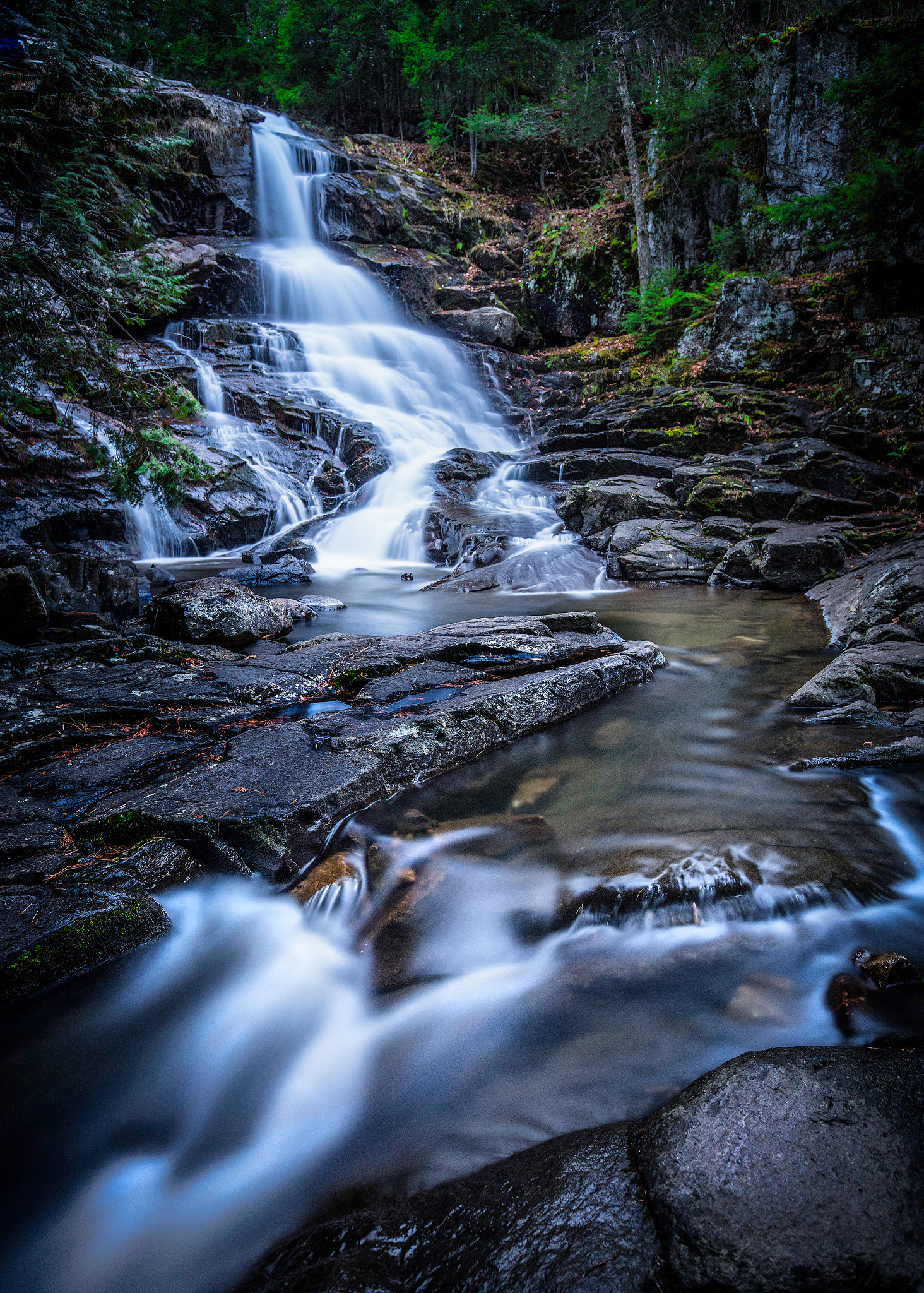 Canon EF 16-35mm F4L IS USM sample photo. Falls1 photography