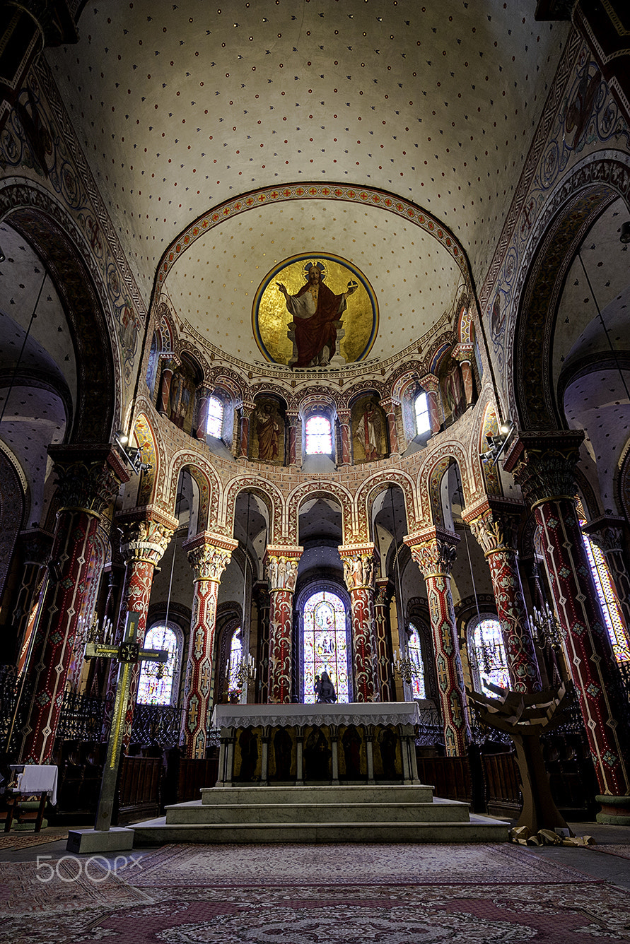 Nikon AF-S Nikkor 14-24mm F2.8G ED sample photo. Issoire photography