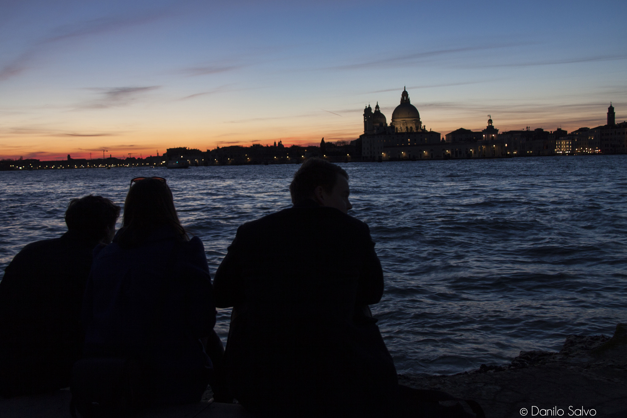 Canon EF-S 18-200mm F3.5-5.6 IS sample photo. Sunset in venice photography