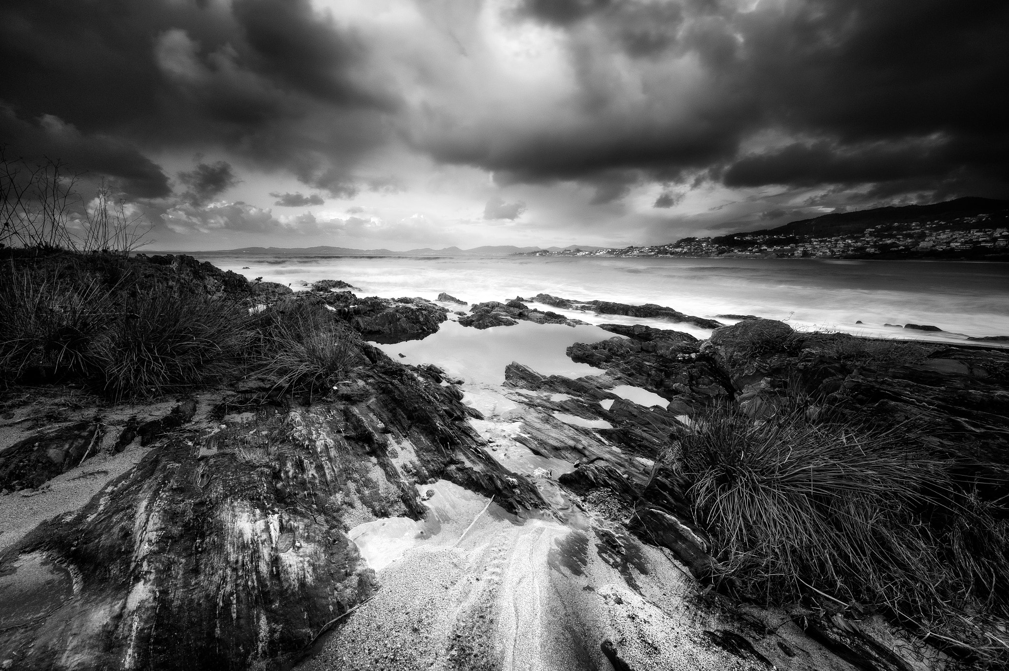 Nikon AF-S Nikkor 14-24mm F2.8G ED sample photo. Stormy moments photography