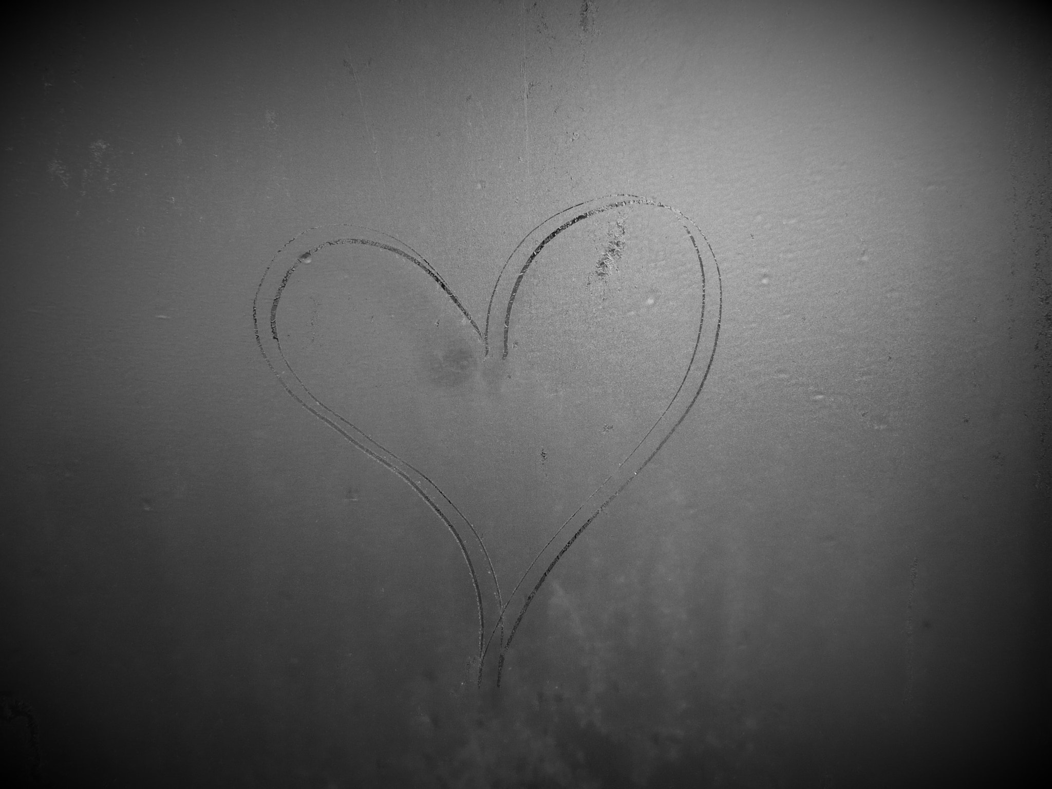 Panasonic DMC-FX12 sample photo. Heart drawing on foggy glass photography