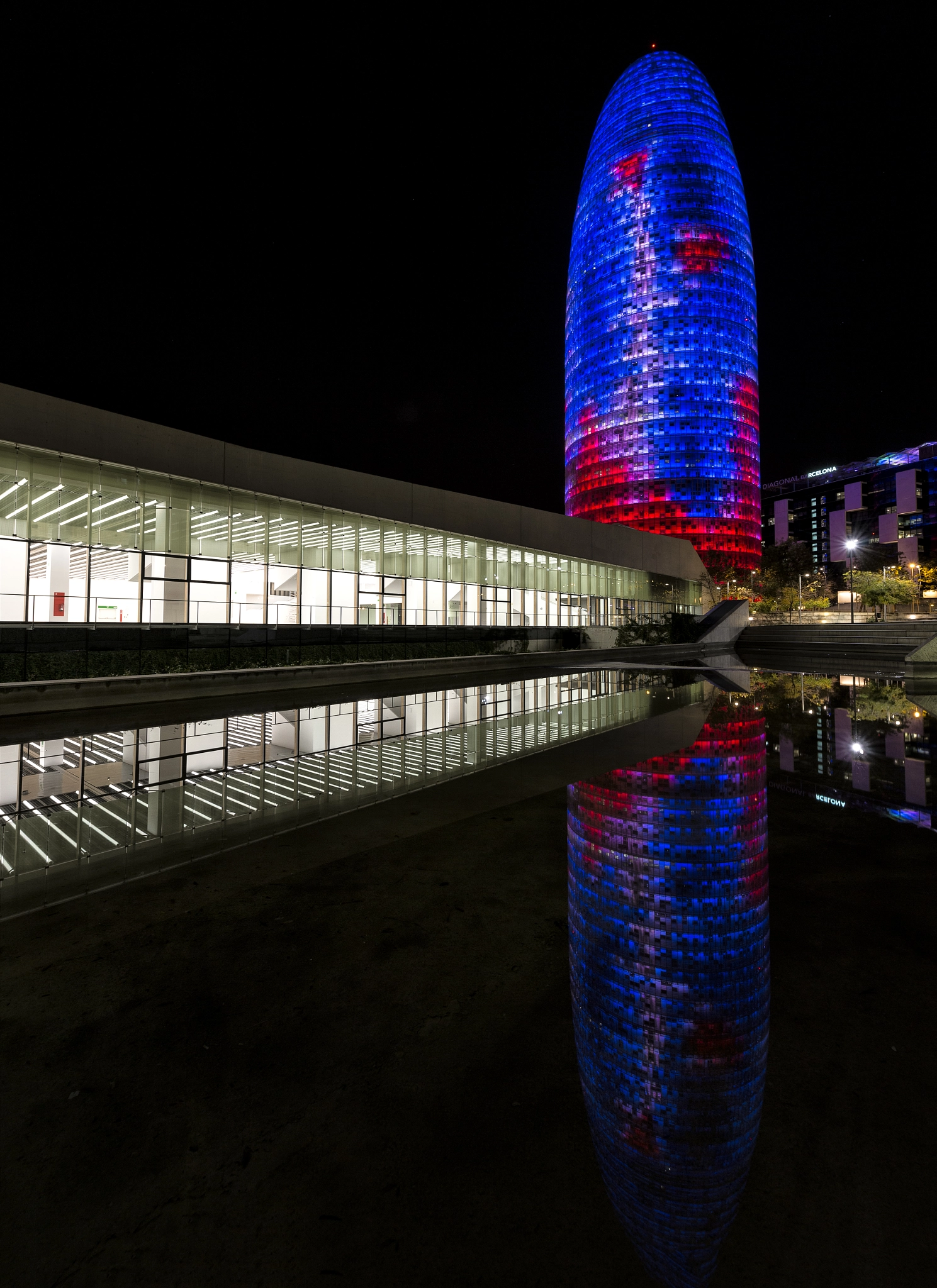 Nikon AF-S Nikkor 14-24mm F2.8G ED sample photo. Agbar tower photography