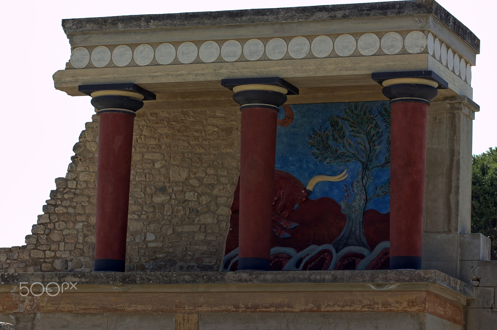 Canon EOS 550D (EOS Rebel T2i / EOS Kiss X4) + Canon EF 70-200mm F4L USM sample photo. Knossos palace detail crete photography