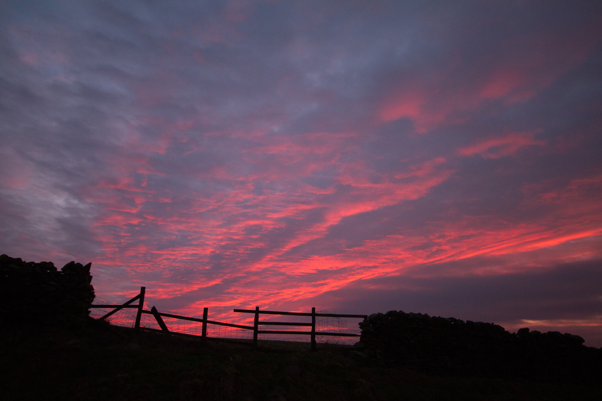 Canon EOS 7D + Sigma 10-20mm F4-5.6 EX DC HSM sample photo. Clitheroe in lancashire photography