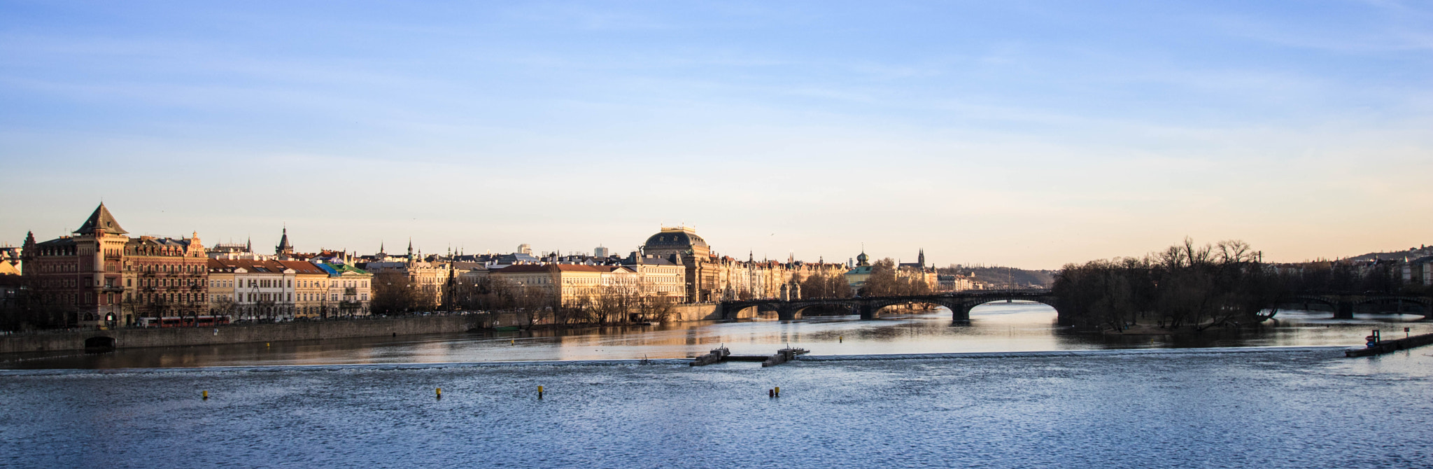 Sigma 10-20mm F3.5 EX DC HSM sample photo. Vltava river photography
