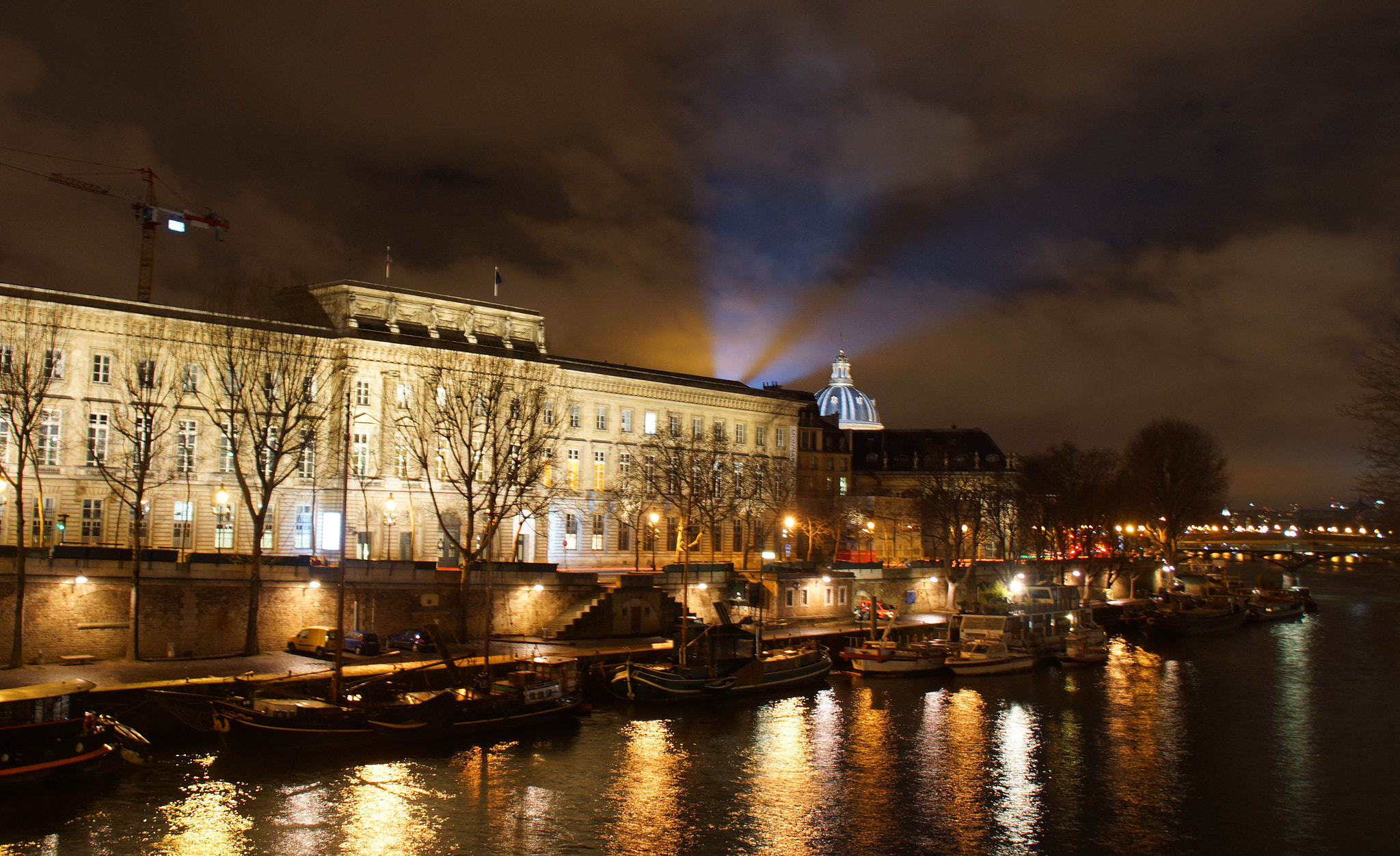Sony DT 18-200mm F3.5-6.3 sample photo. Paris again... photography