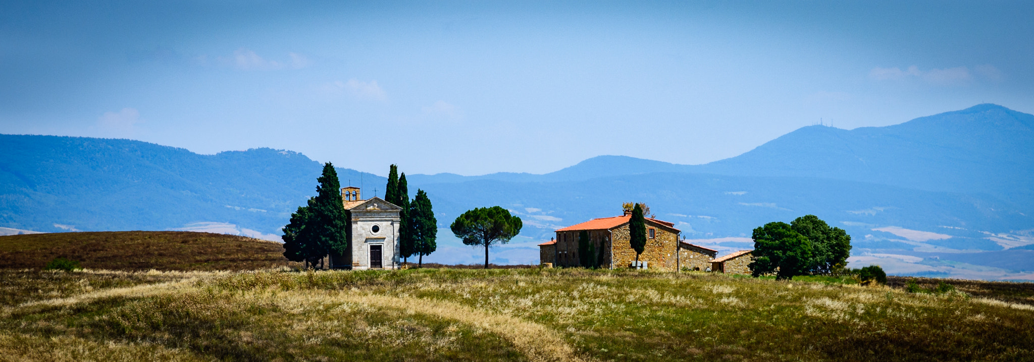 Nikon AF-S Nikkor 24-120mm F4G ED VR sample photo. Tuscan panorama photography