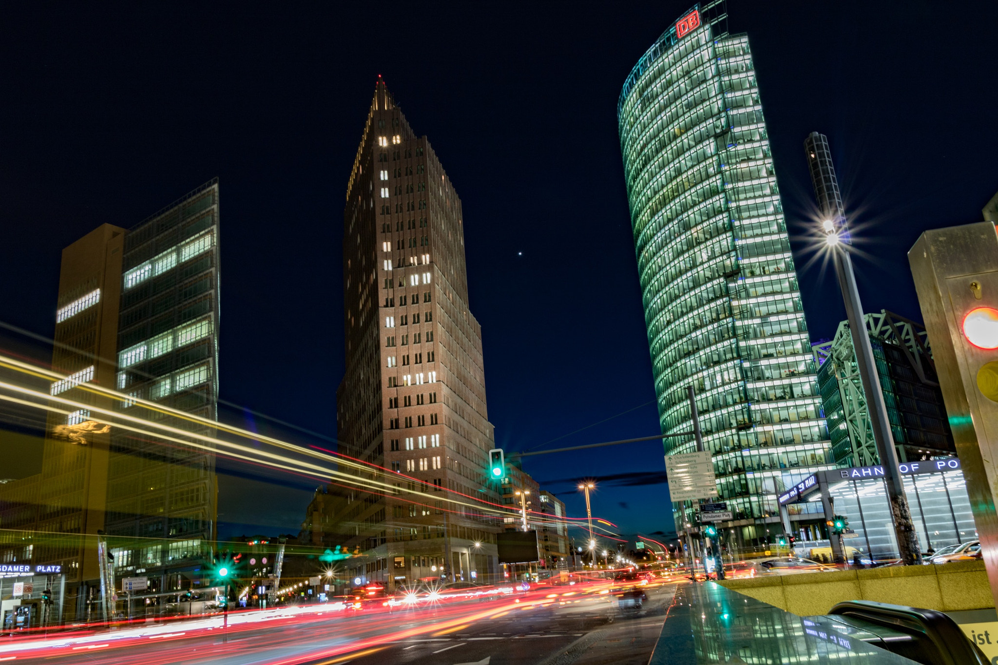 Canon EOS 760D (EOS Rebel T6s / EOS 8000D) sample photo. Postdamer platz - berlin photography