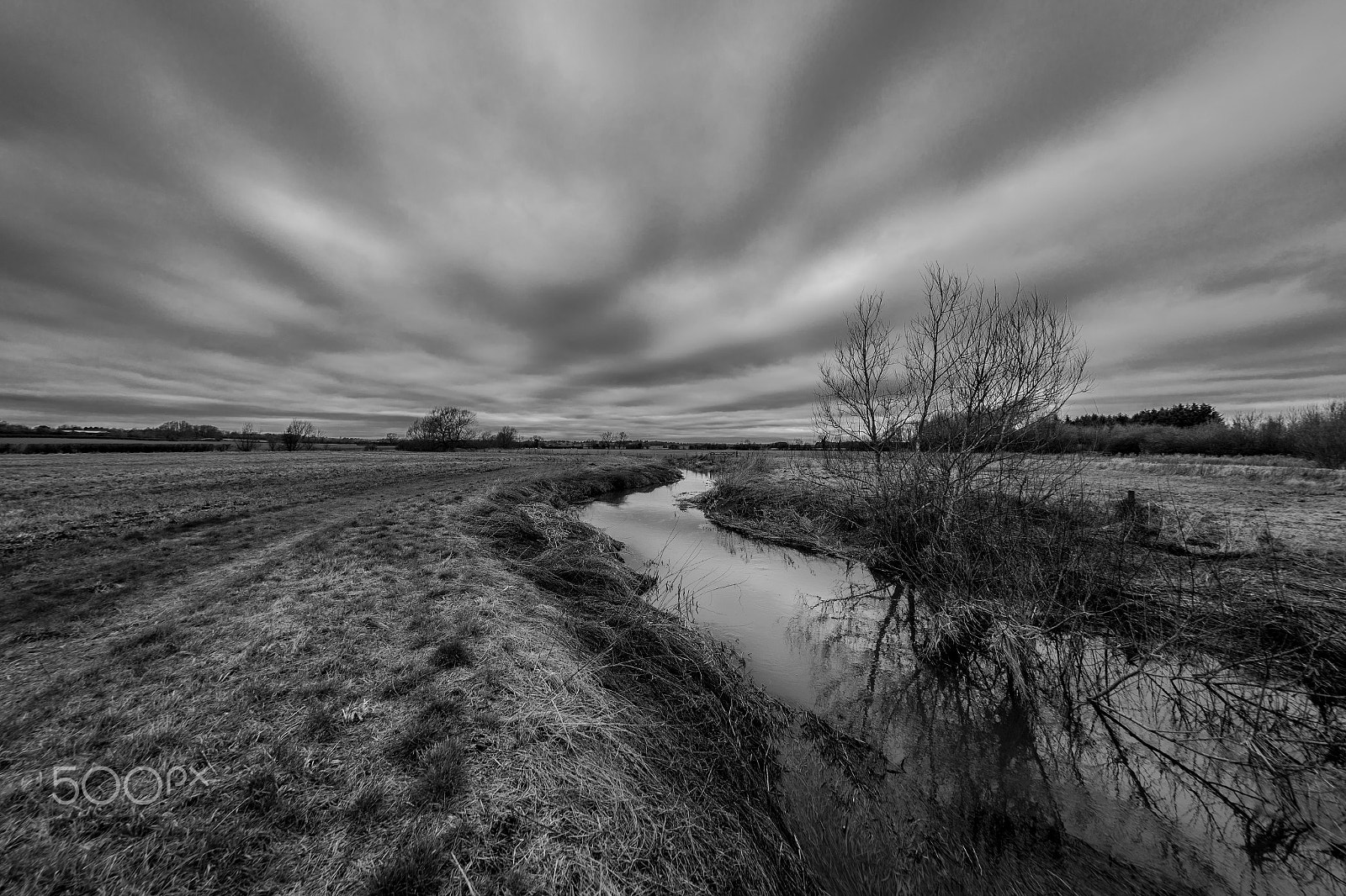 Canon EF 8-15mm F4L Fisheye USM sample photo. Bleak winter cloudscape photography