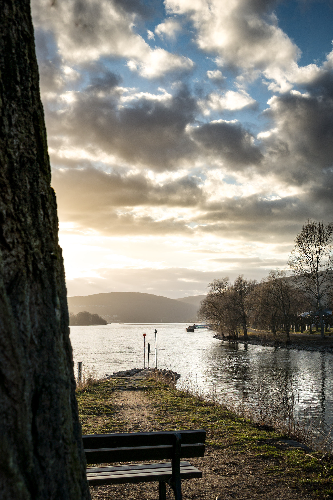 Samsung NX300 + Samsung NX 18-55mm F3.5-5.6 OIS sample photo. Rudesheim am rhein photography