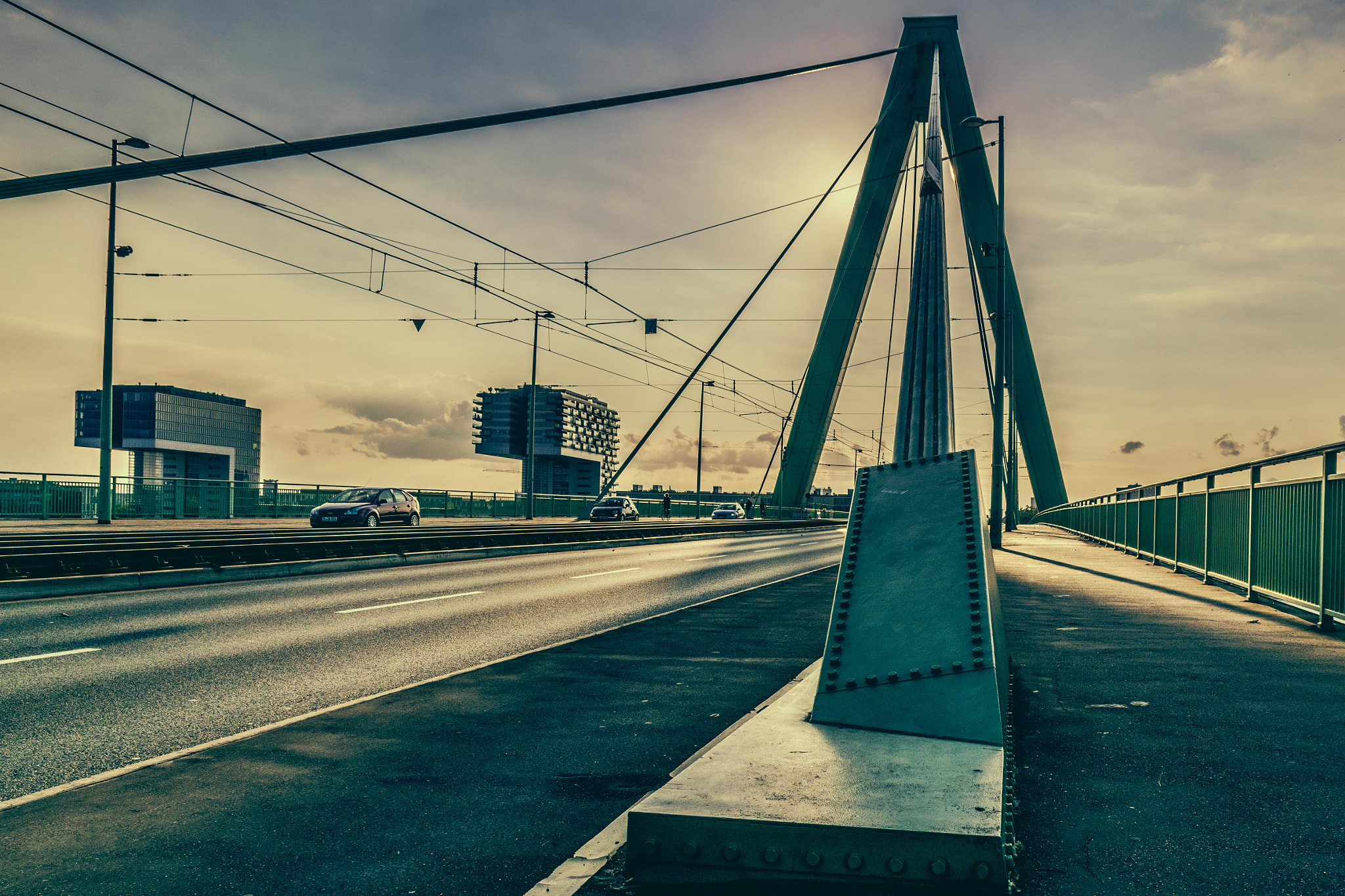 Nikon D5300 + Sigma 17-70mm F2.8-4 DC Macro OS HSM | C sample photo. Severiensbrücke in köln photography