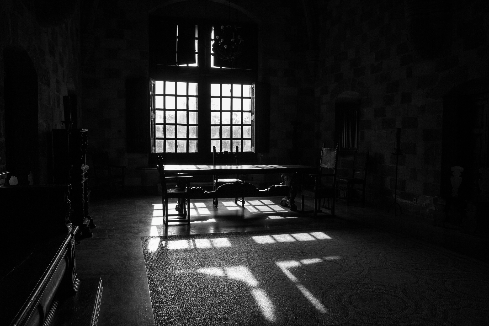 Sigma 18-250mm F3.5-6.3 DC OS HSM sample photo. Shadows photography