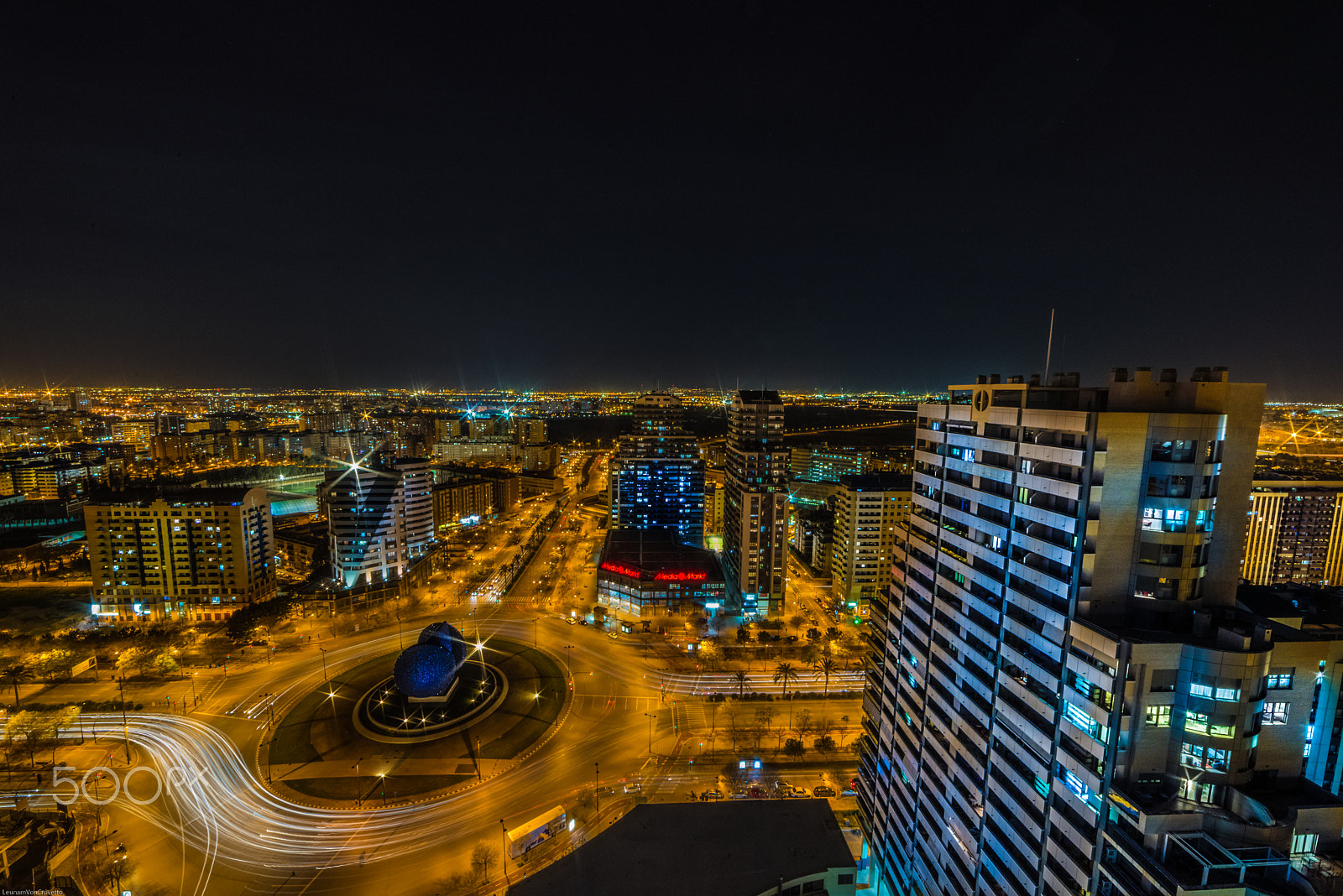 Samyang 14mm F2.8 ED AS IF UMC sample photo. From above ii photography