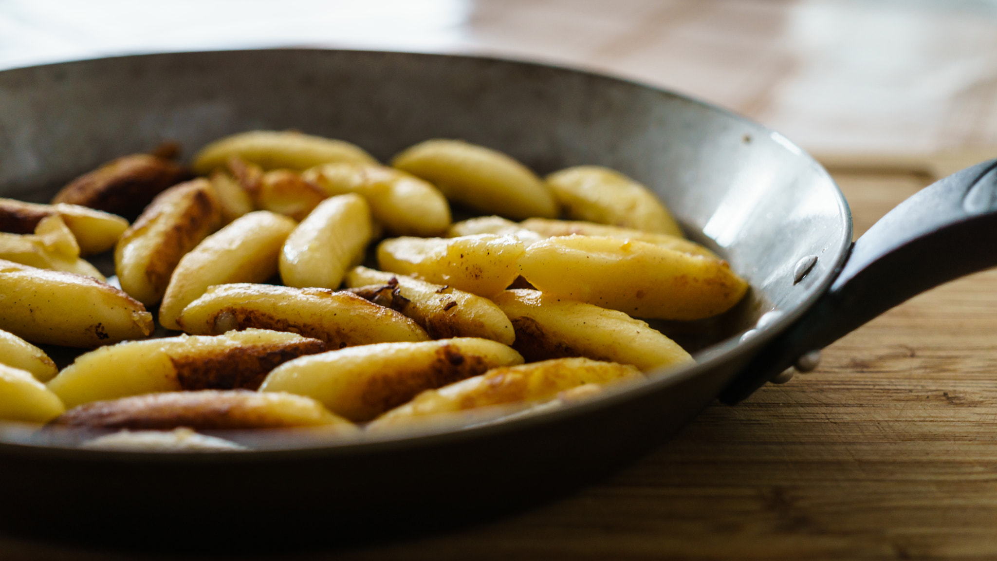 Sigma 30mm F2.8 EX DN sample photo. Schupfnudeln photography