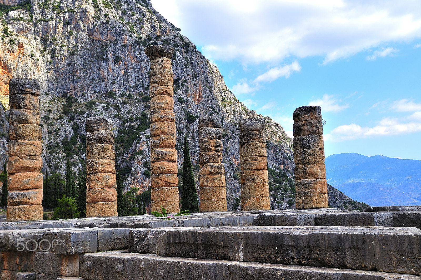 Nikon D90 + Sigma 17-70mm F2.8-4 DC Macro OS HSM sample photo. Delphi ruins in greece photography