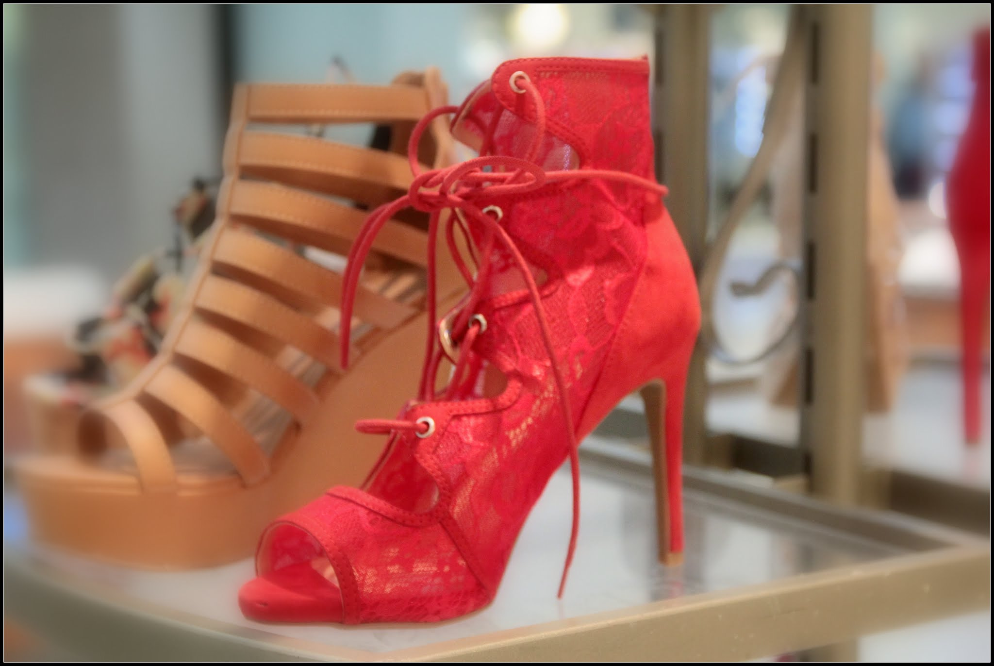 Sigma 17-70mm F2.8-4 DC Macro OS HSM sample photo. Pretty red shoe photography