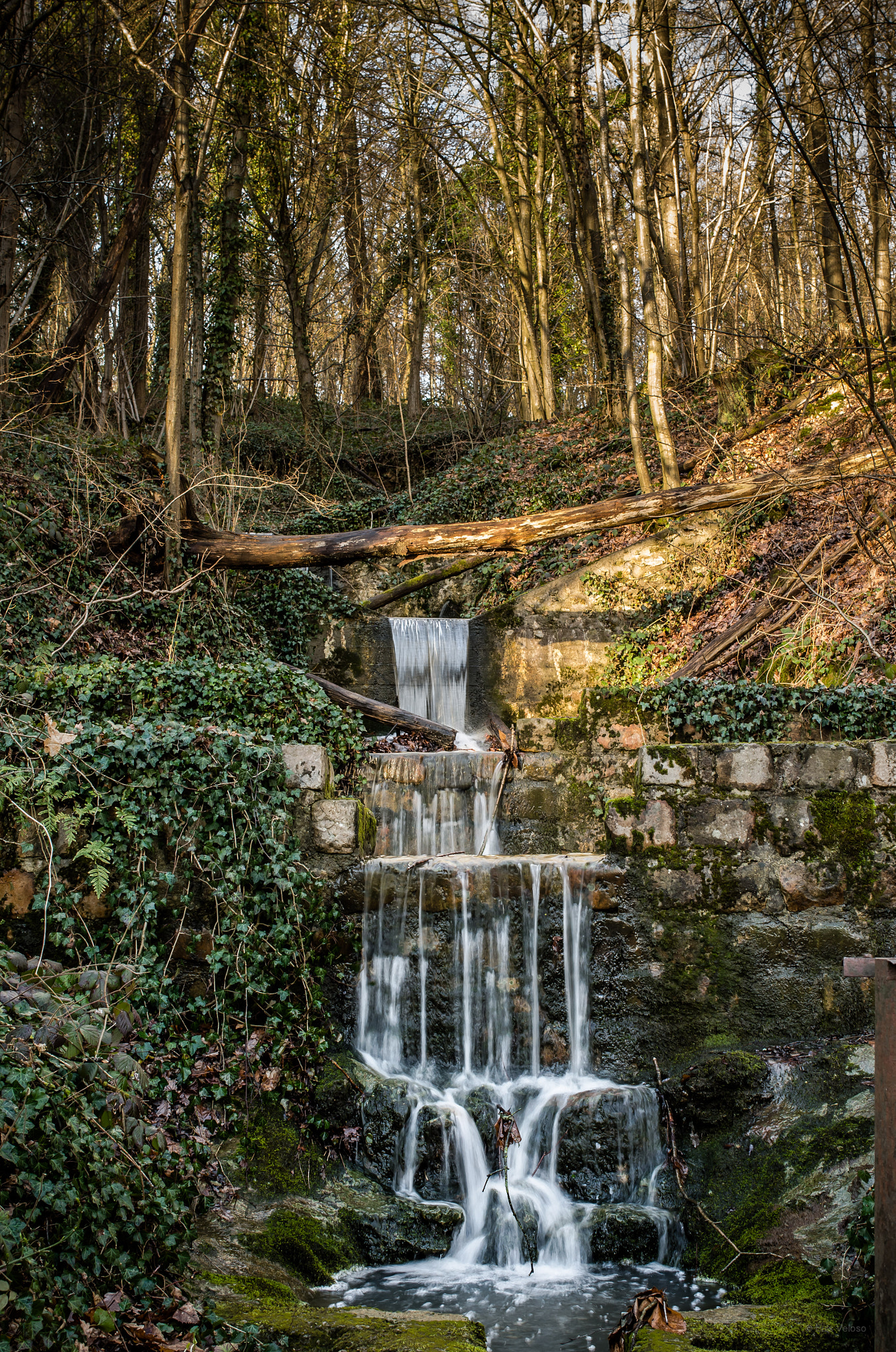 Pentax K-30 + Pentax smc DA 35mm F2.4 AL sample photo. Waterfall photography