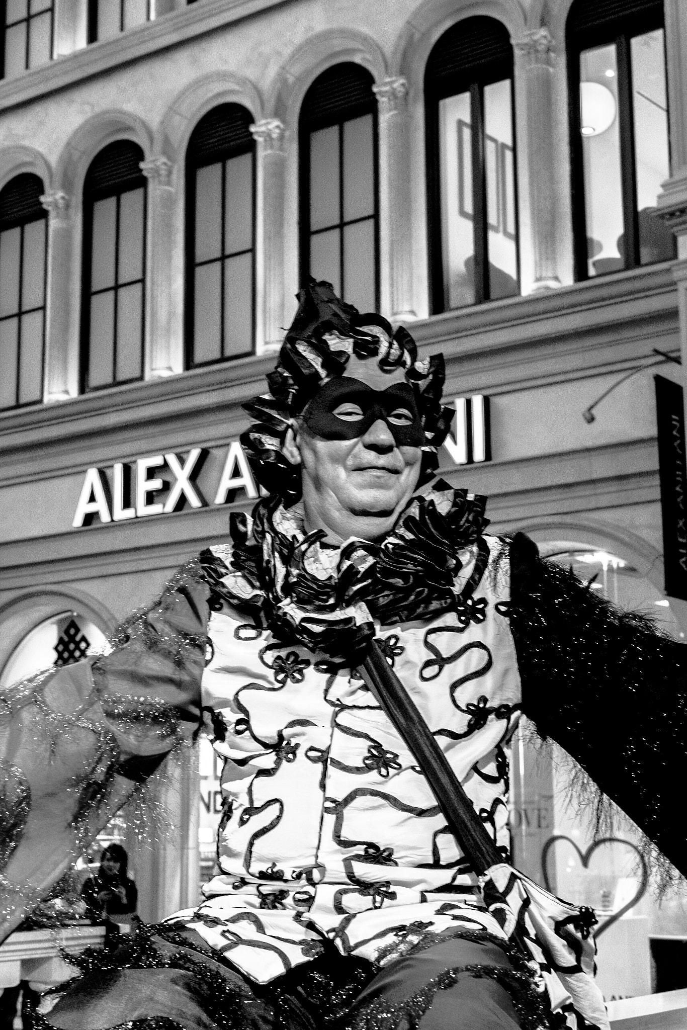 Fujifilm X-T1 + Fujifilm XF 35mm F2 R WR sample photo. Clown photography
