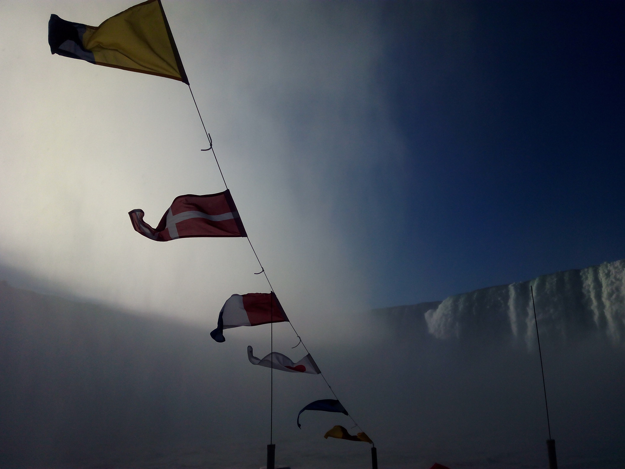 bq Aquaris E5 HD sample photo. 2800 m³/s niagara falls photography