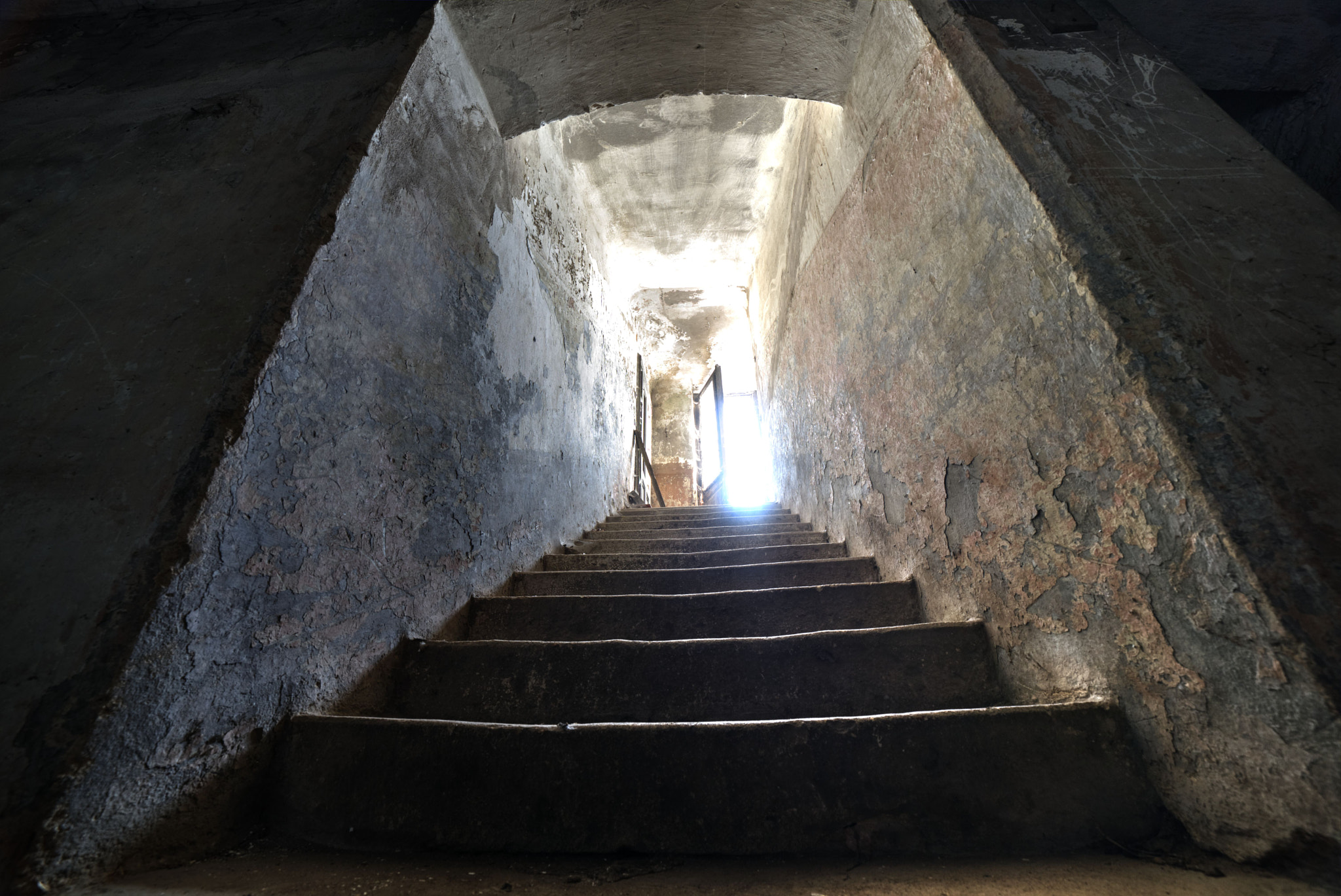 Samyang 14mm F2.8 ED AS IF UMC sample photo. Urbex photography