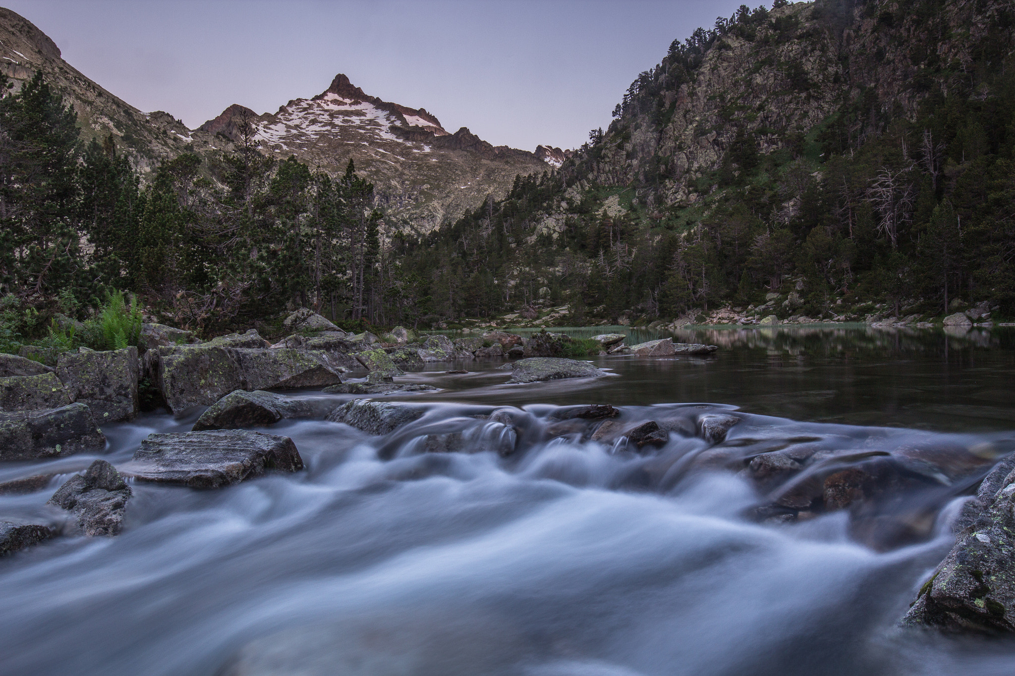 Canon EF 16-35mm F4L IS USM sample photo. Dawn at the waterfall photography