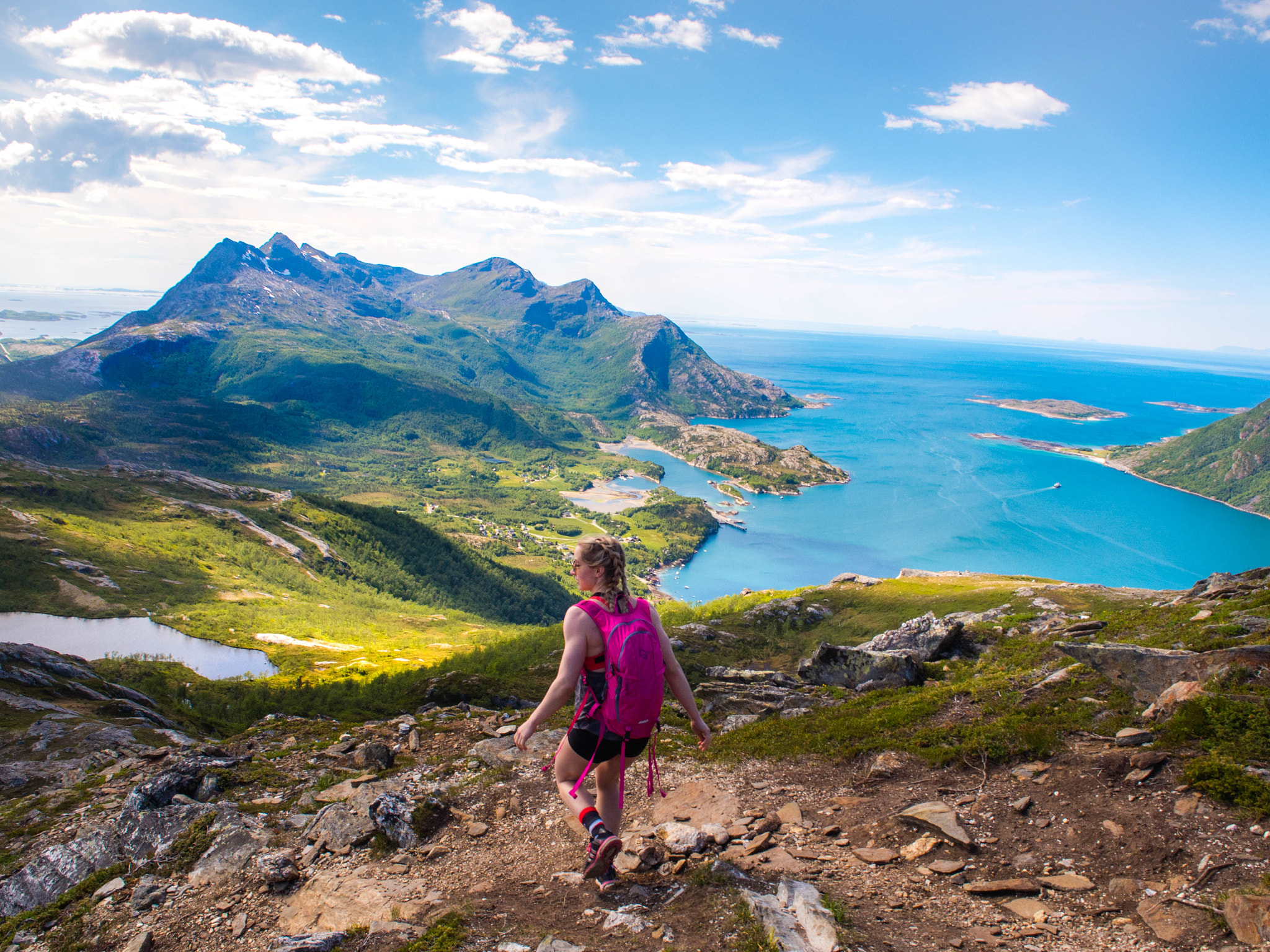 Olympus PEN E-PL7 sample photo. Hiking in norway photography