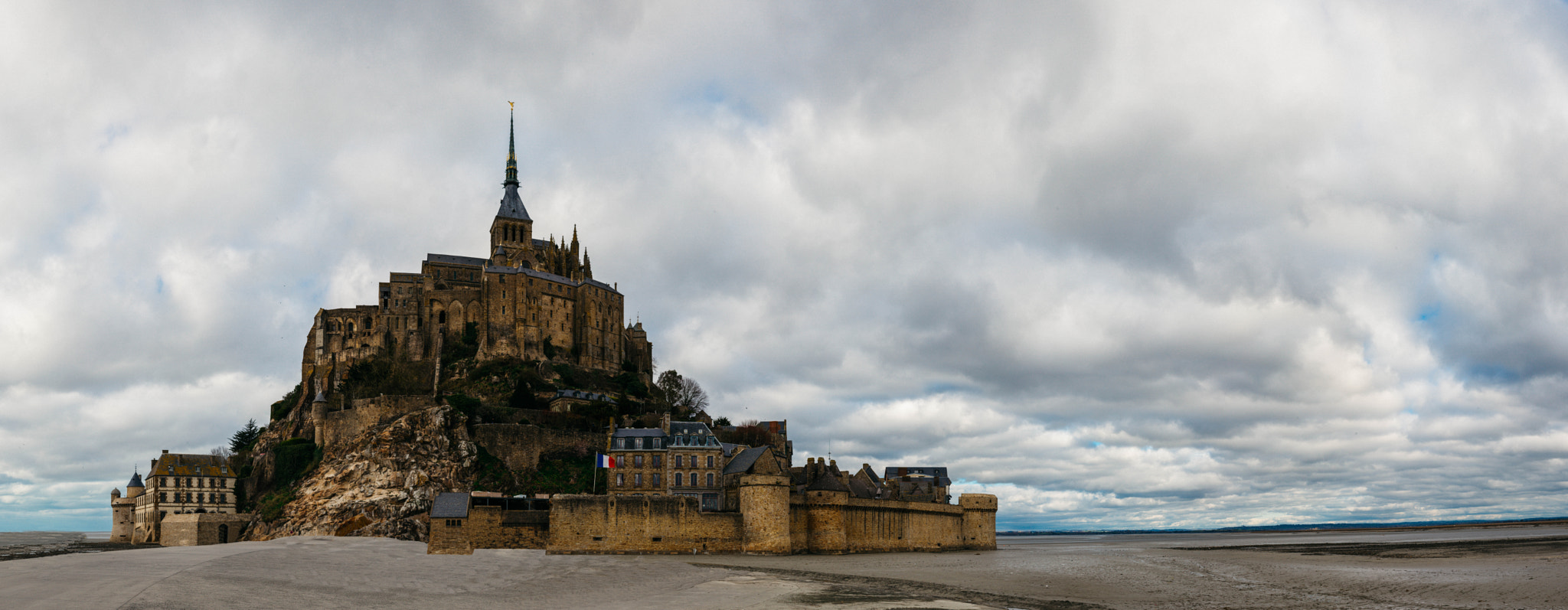 Leica Summilux-M 50mm F1.4 ASPH sample photo. Mont saint michel photography