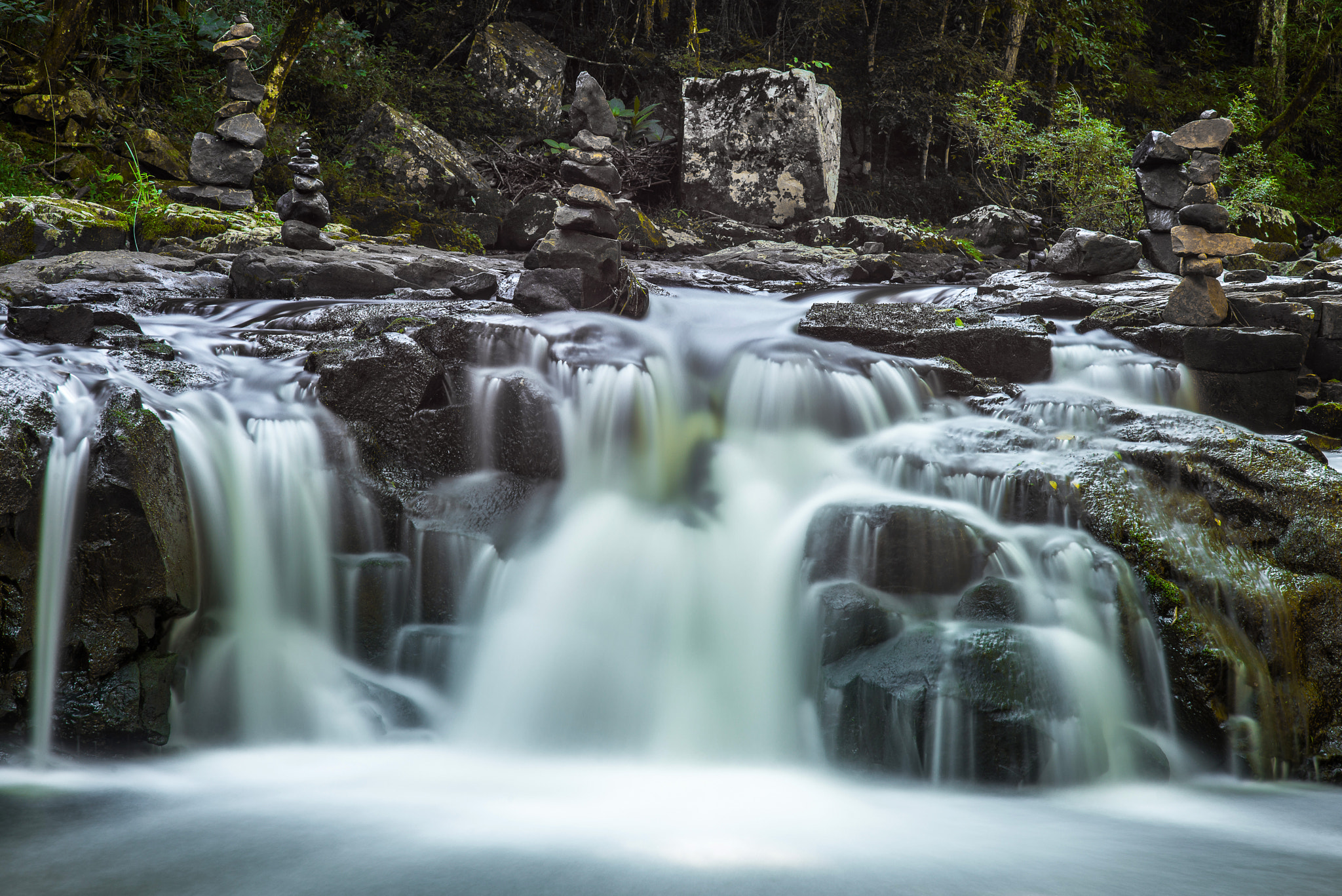 Nikon D800 + Sigma 85mm F1.4 EX DG HSM sample photo. Martini's falls photography